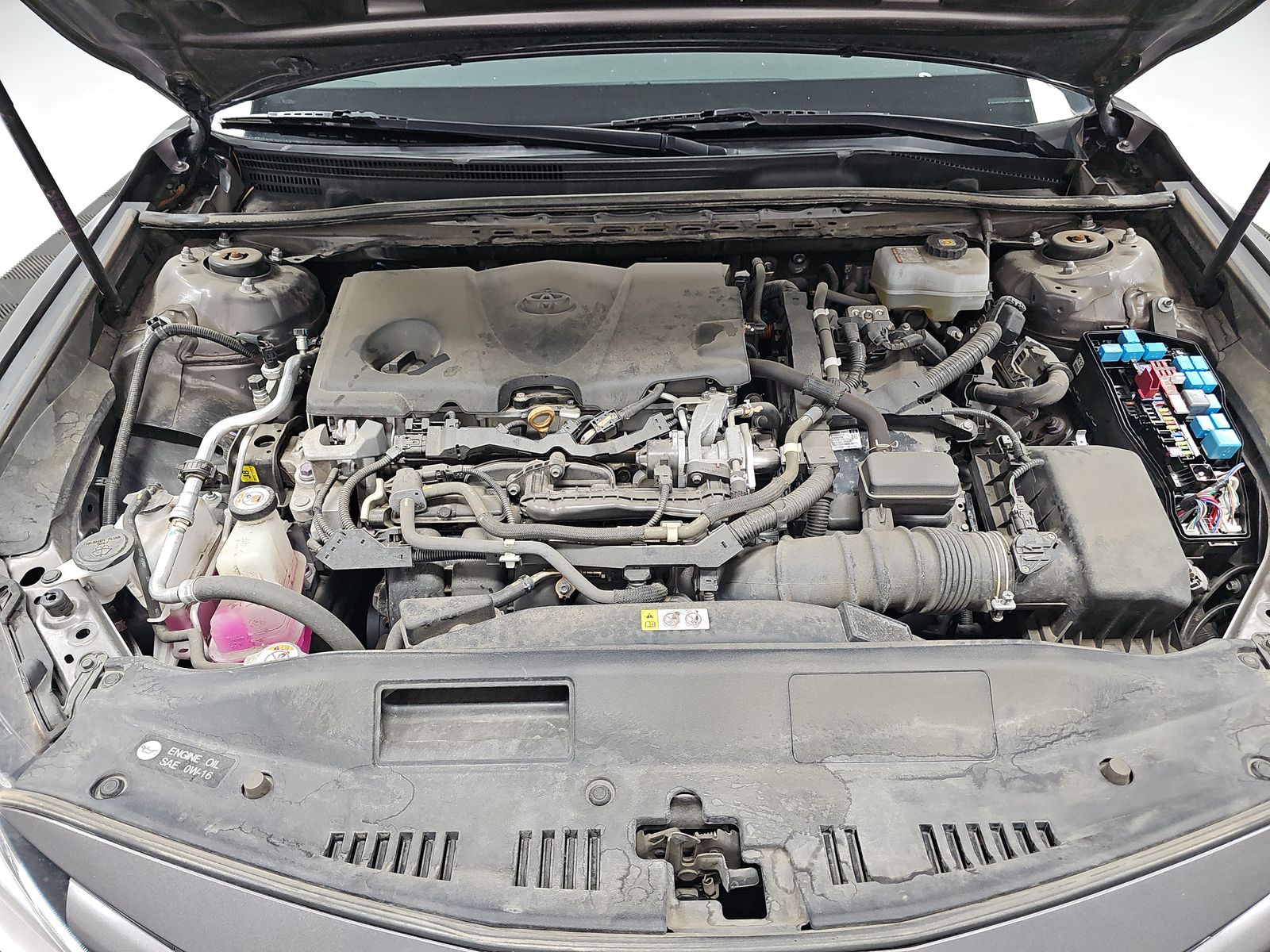 2020 Toyota Camry Hybrid LE FWD