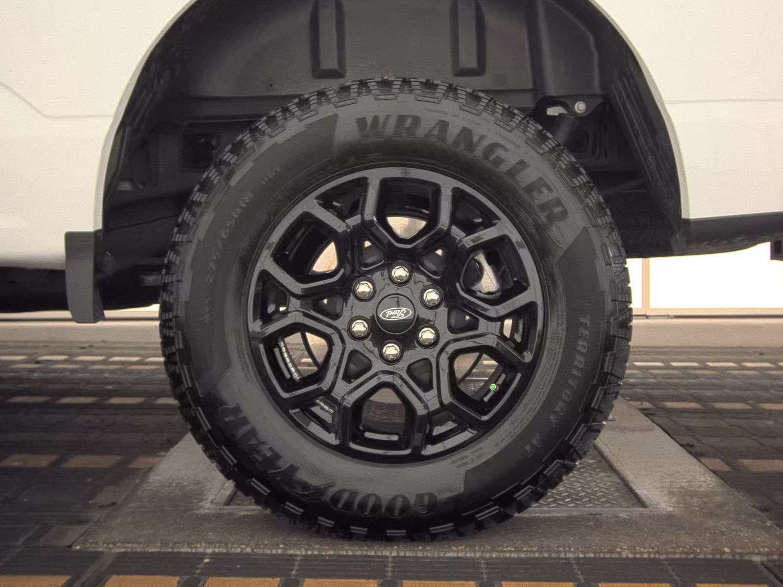 2024 Ford F-150 XLT AWD