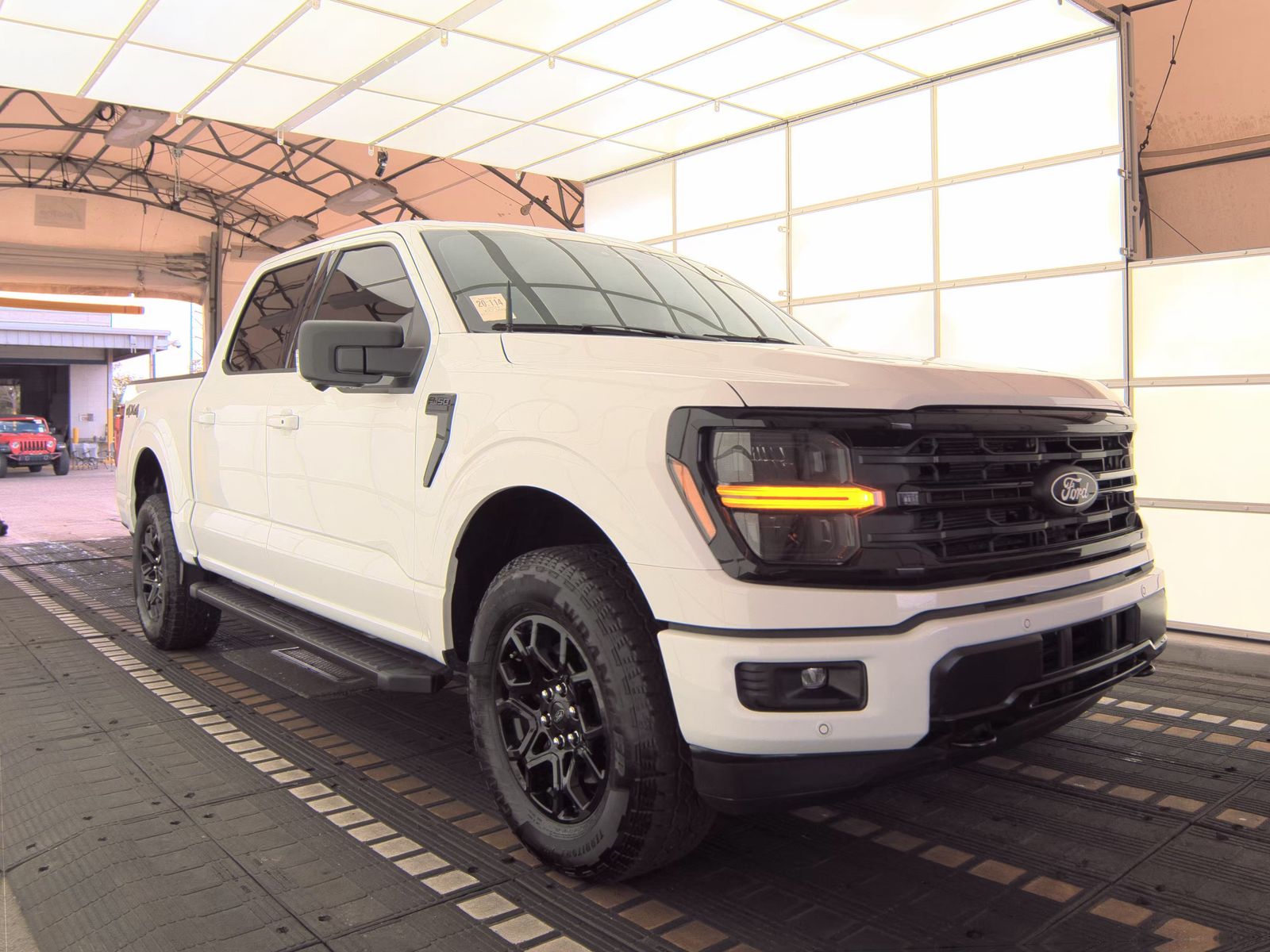 2024 Ford F-150 XLT AWD