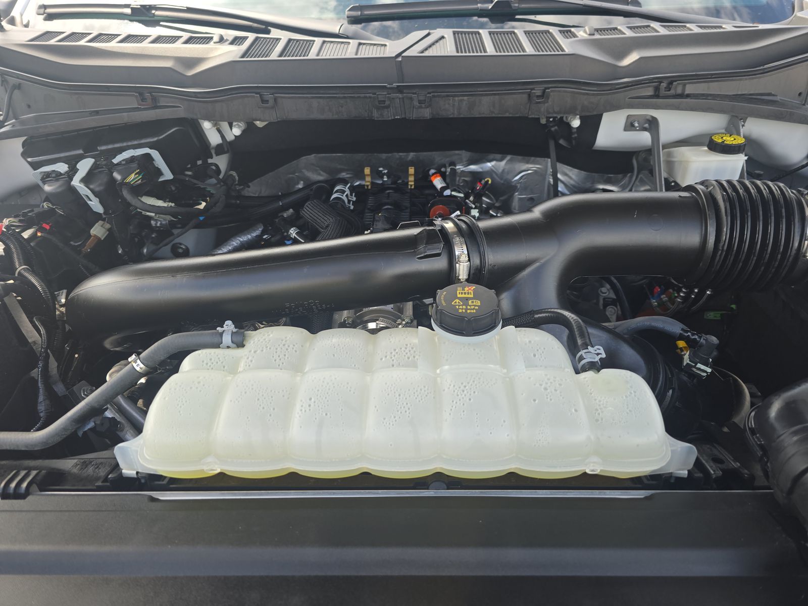 2024 Ford F-150 XLT AWD