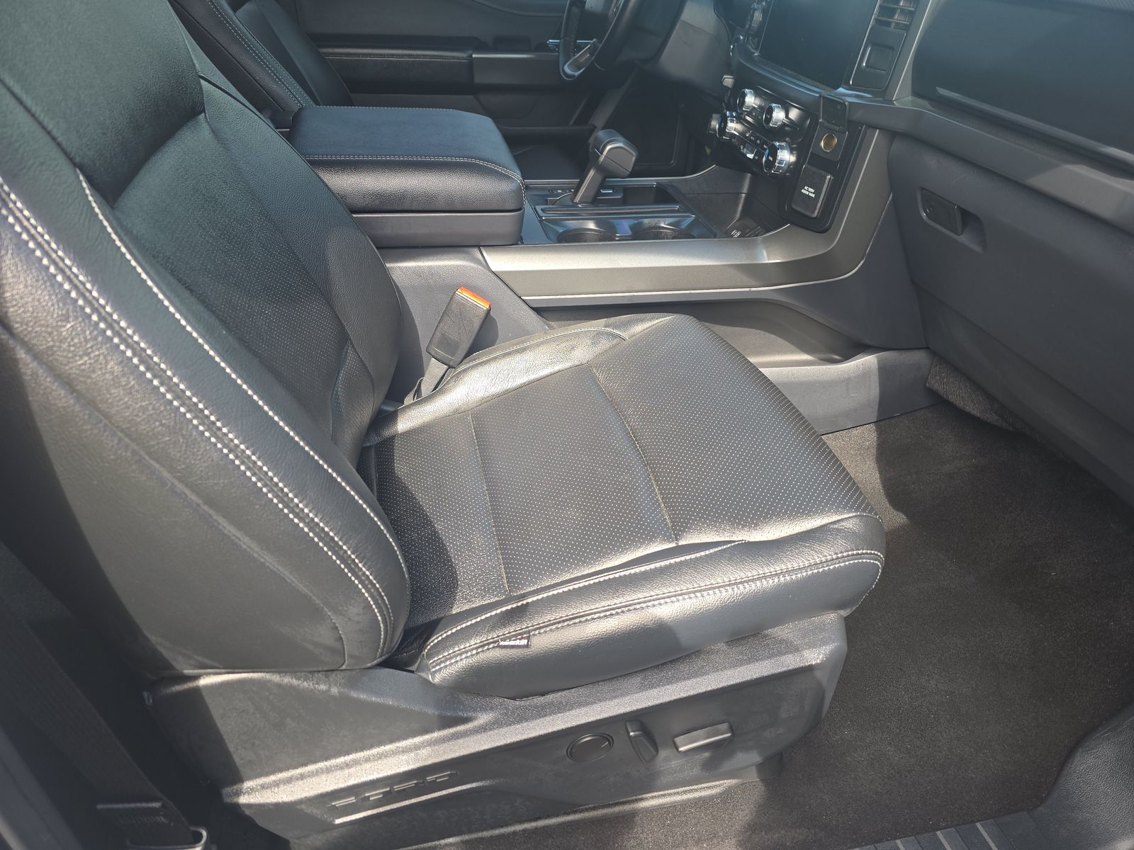 2024 Ford F-150 XLT AWD