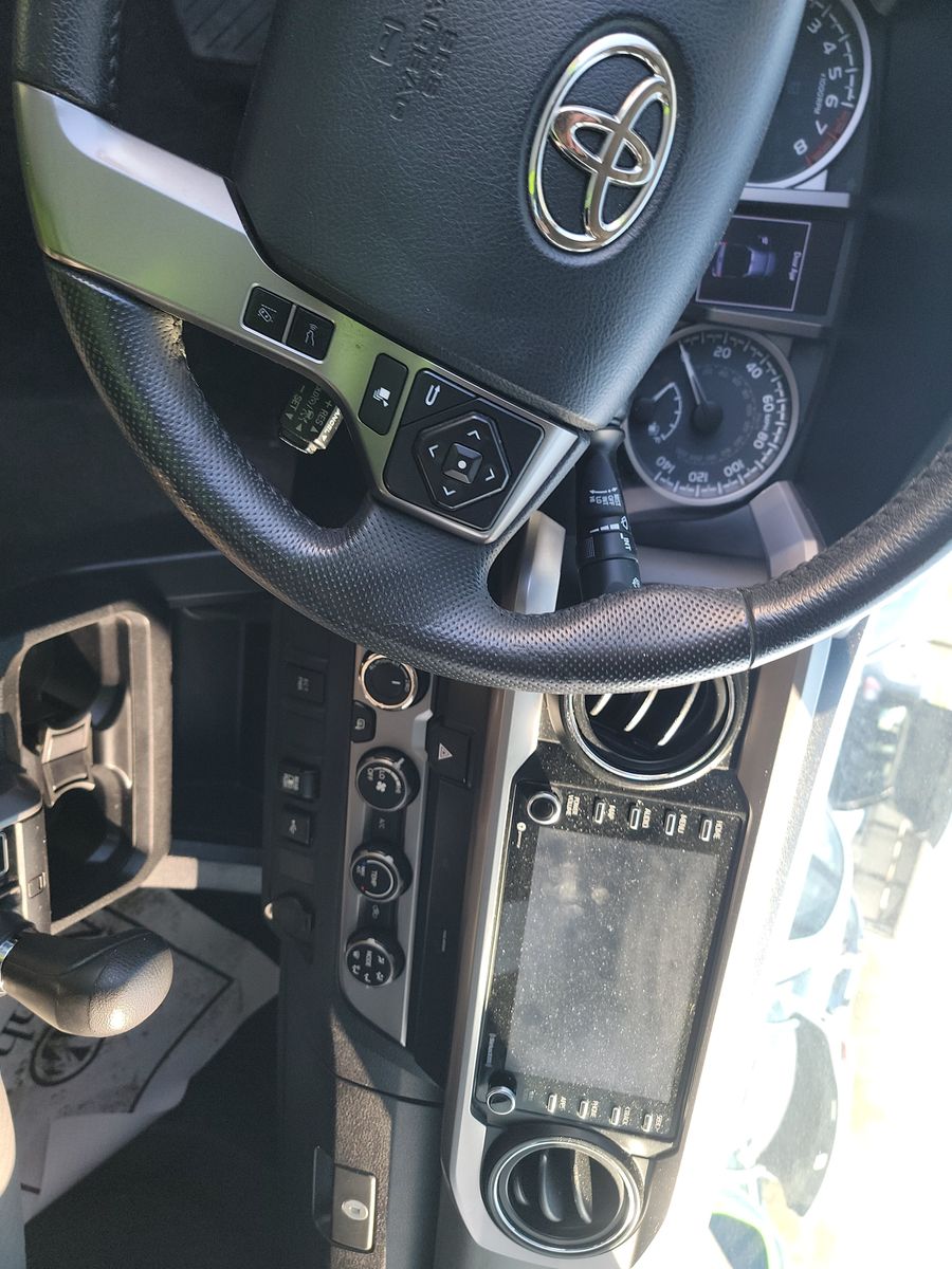 2020 Toyota Tacoma SR5 AWD