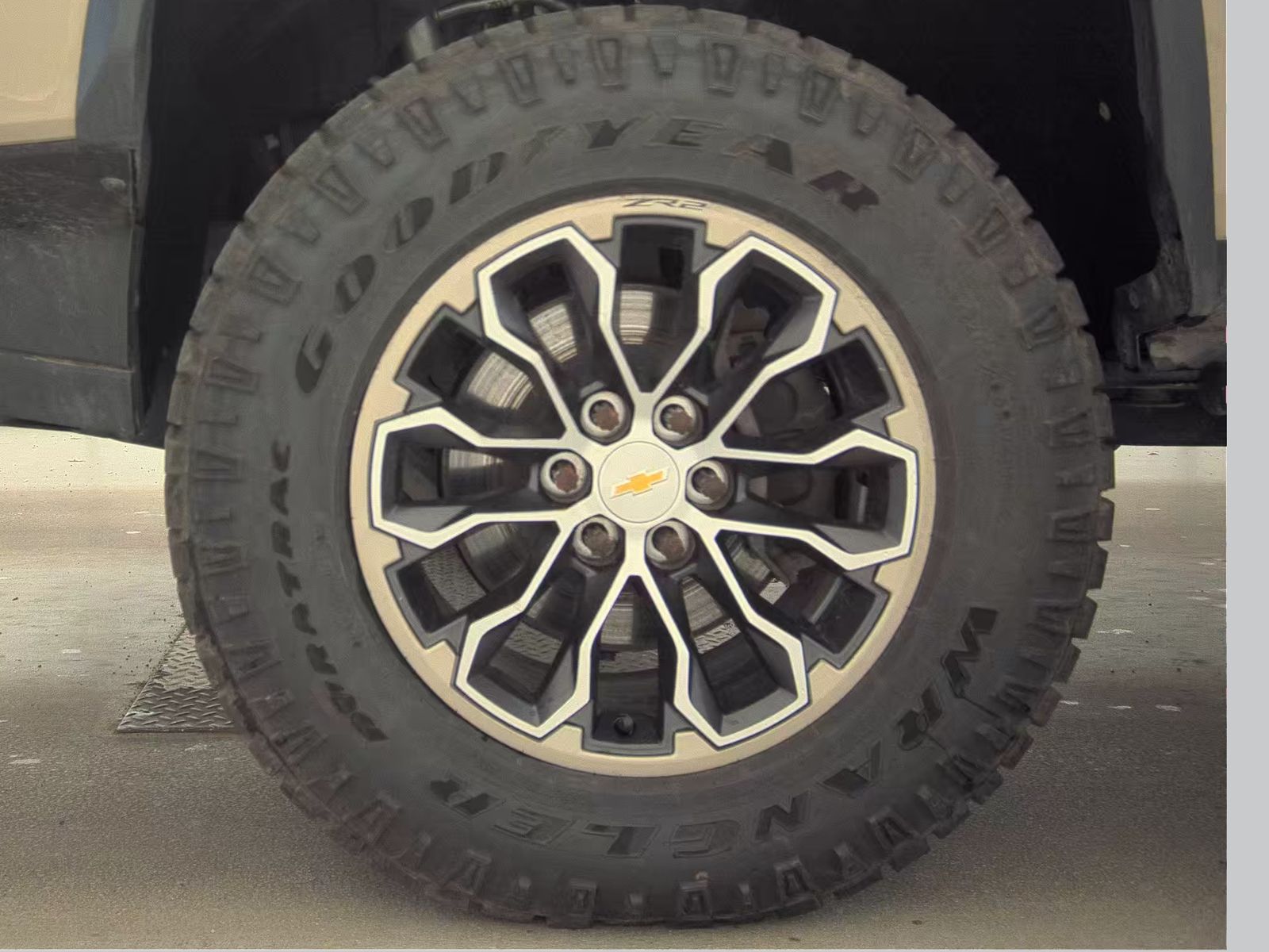 CHEVROLET SILVERADO - 10