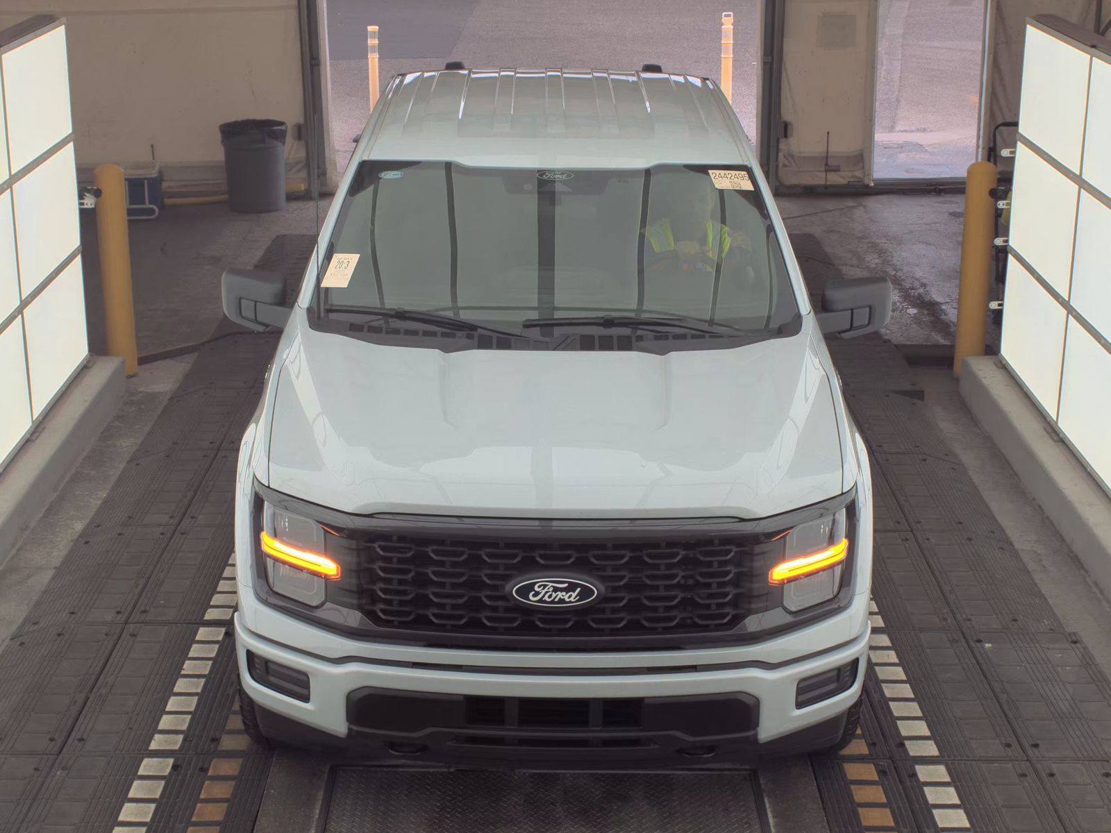 2025 Ford F-150 STX AWD