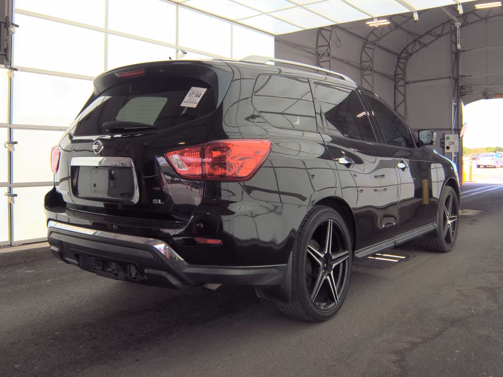 2017 Nissan Pathfinder SL FWD