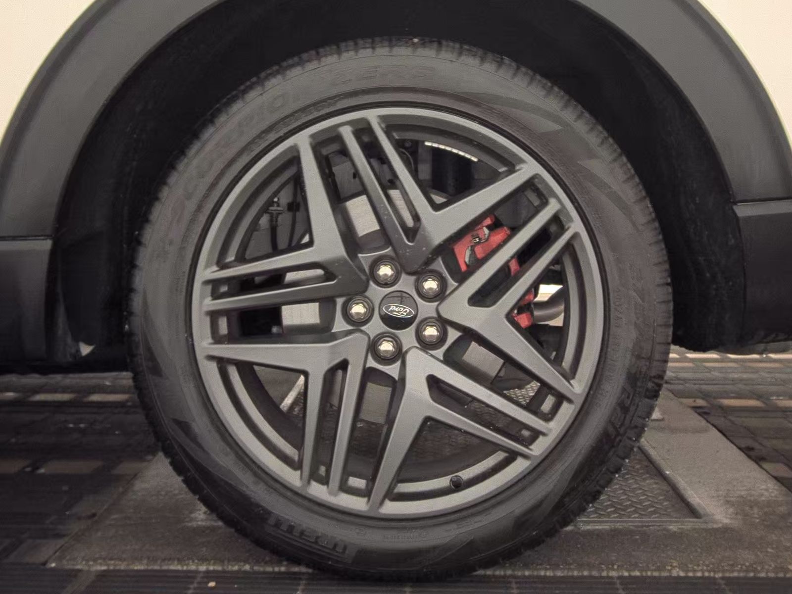 2025 Ford Explorer ST AWD