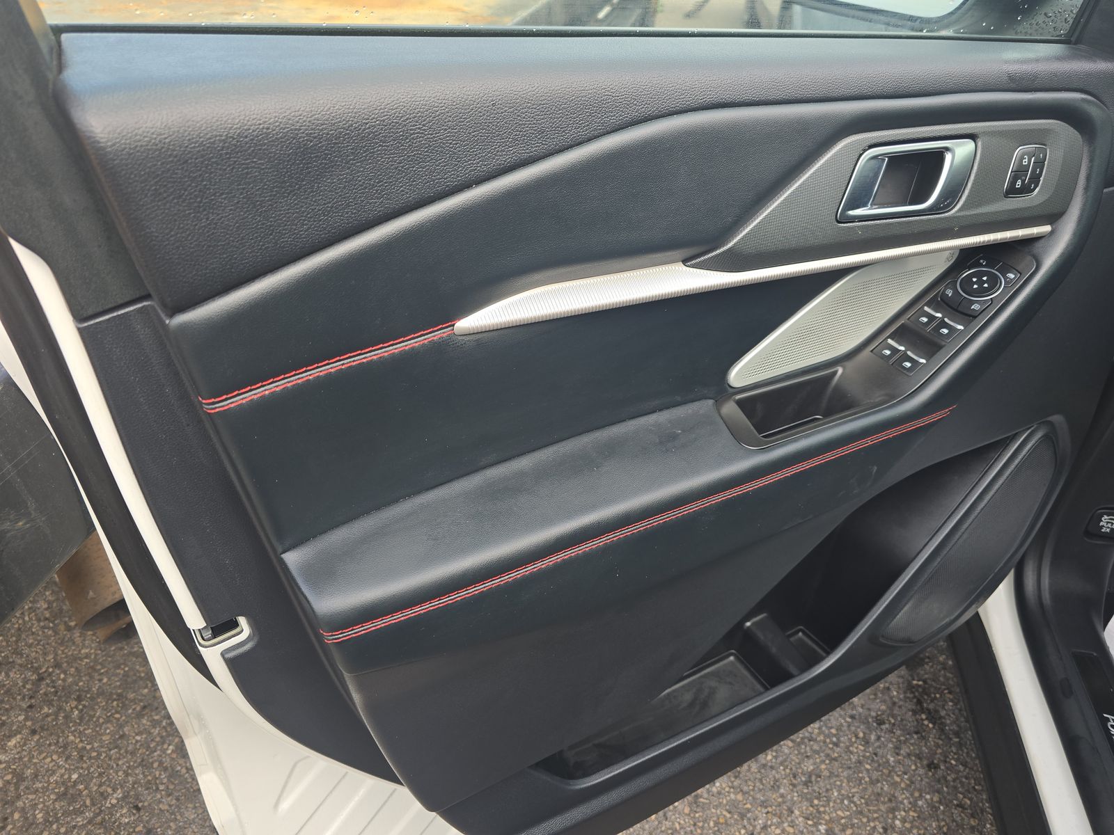 2025 Ford Explorer ST AWD