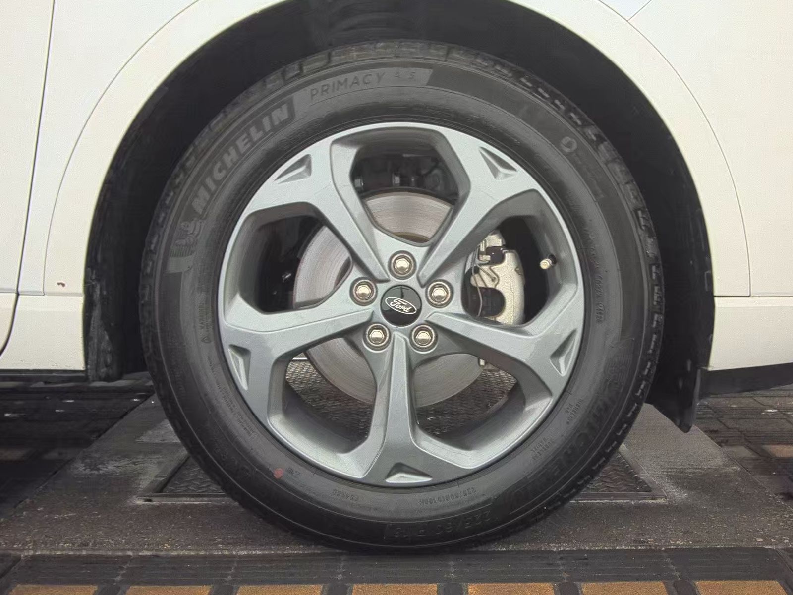 2023 Ford Escape ST-Line FWD