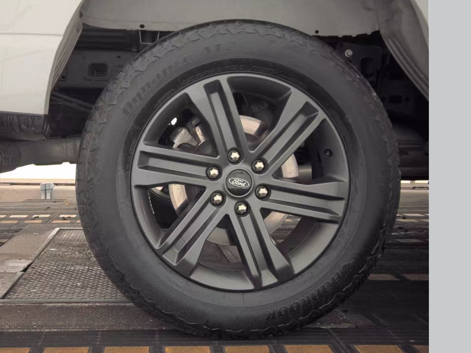 2023 Ford F-150 Lariat AWD