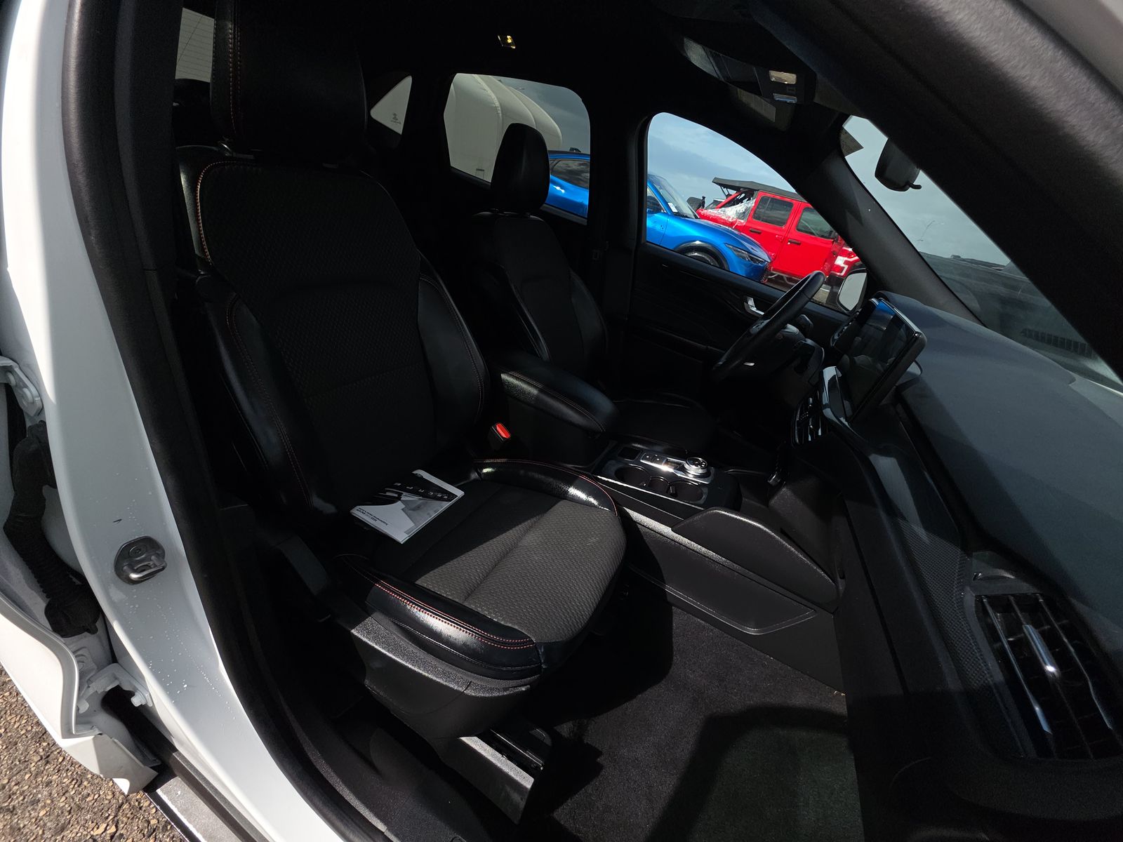 2023 Ford Escape ST-Line FWD