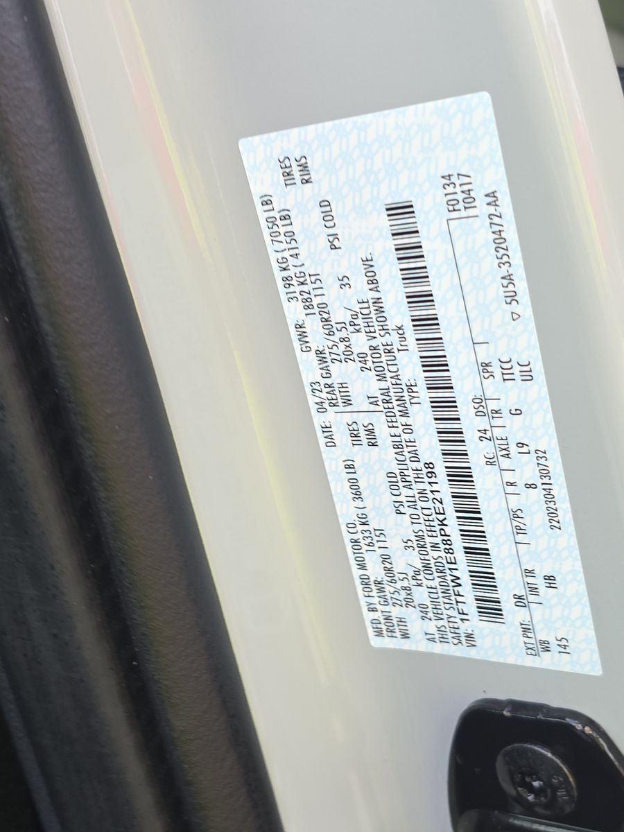 2023 Ford F-150 Lariat AWD