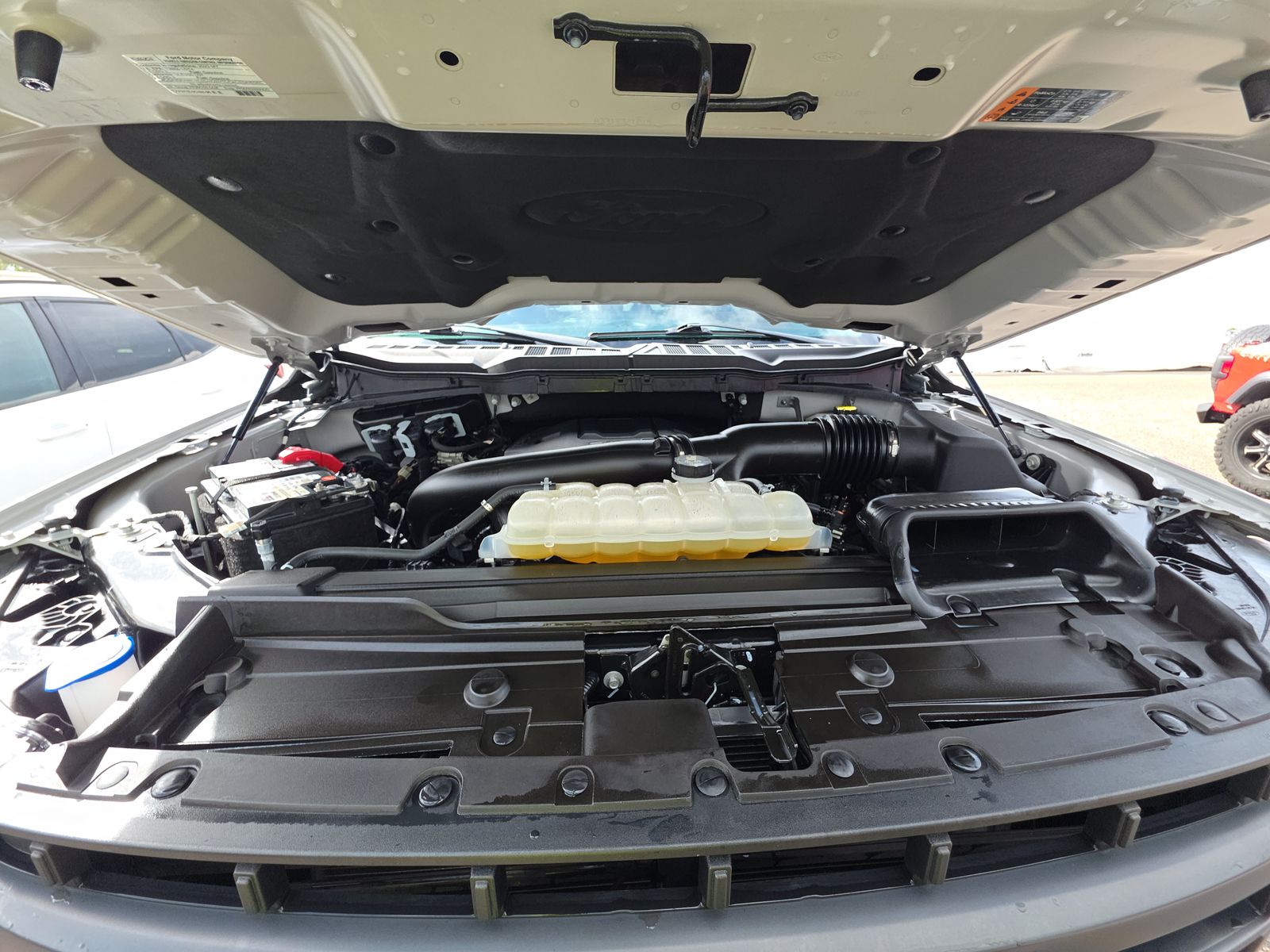 2023 Ford F-150 Lariat AWD