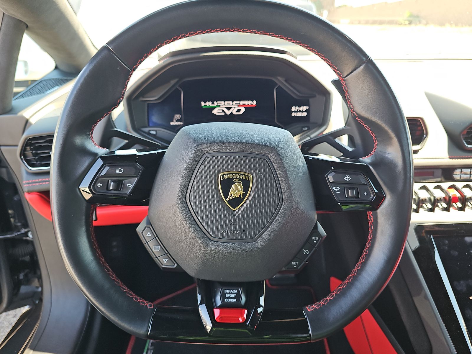 2023 Lamborghini Huracan EVO RWD