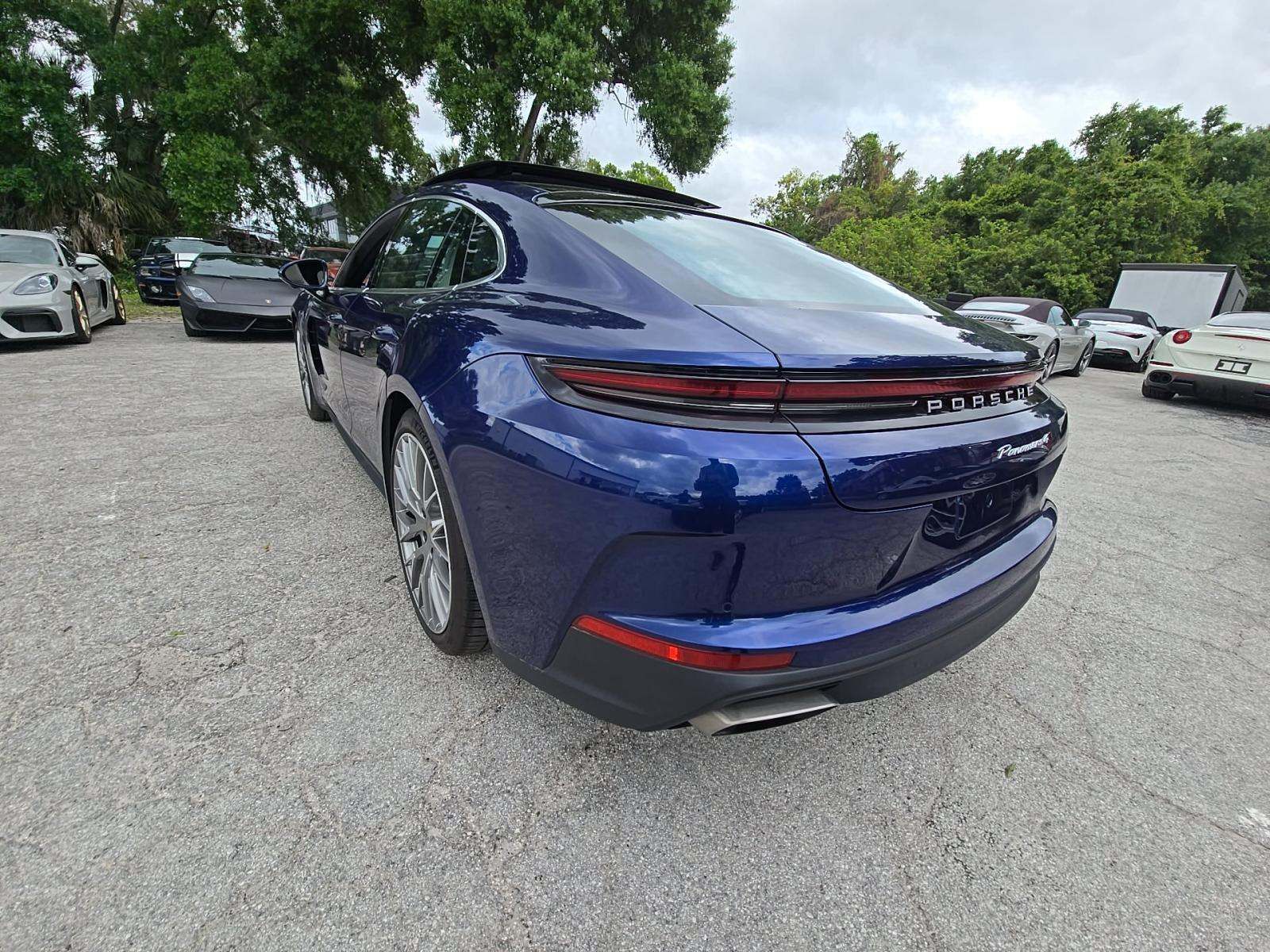 2024 Porsche Panamera 4 AWD