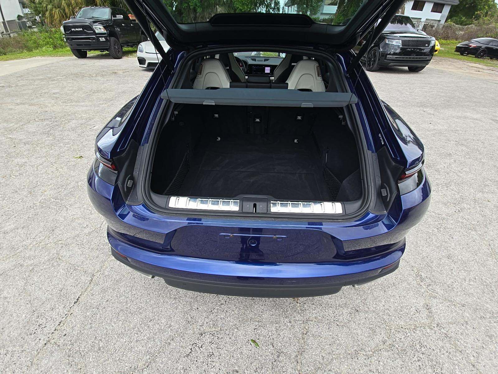 2024 Porsche Panamera 4 AWD