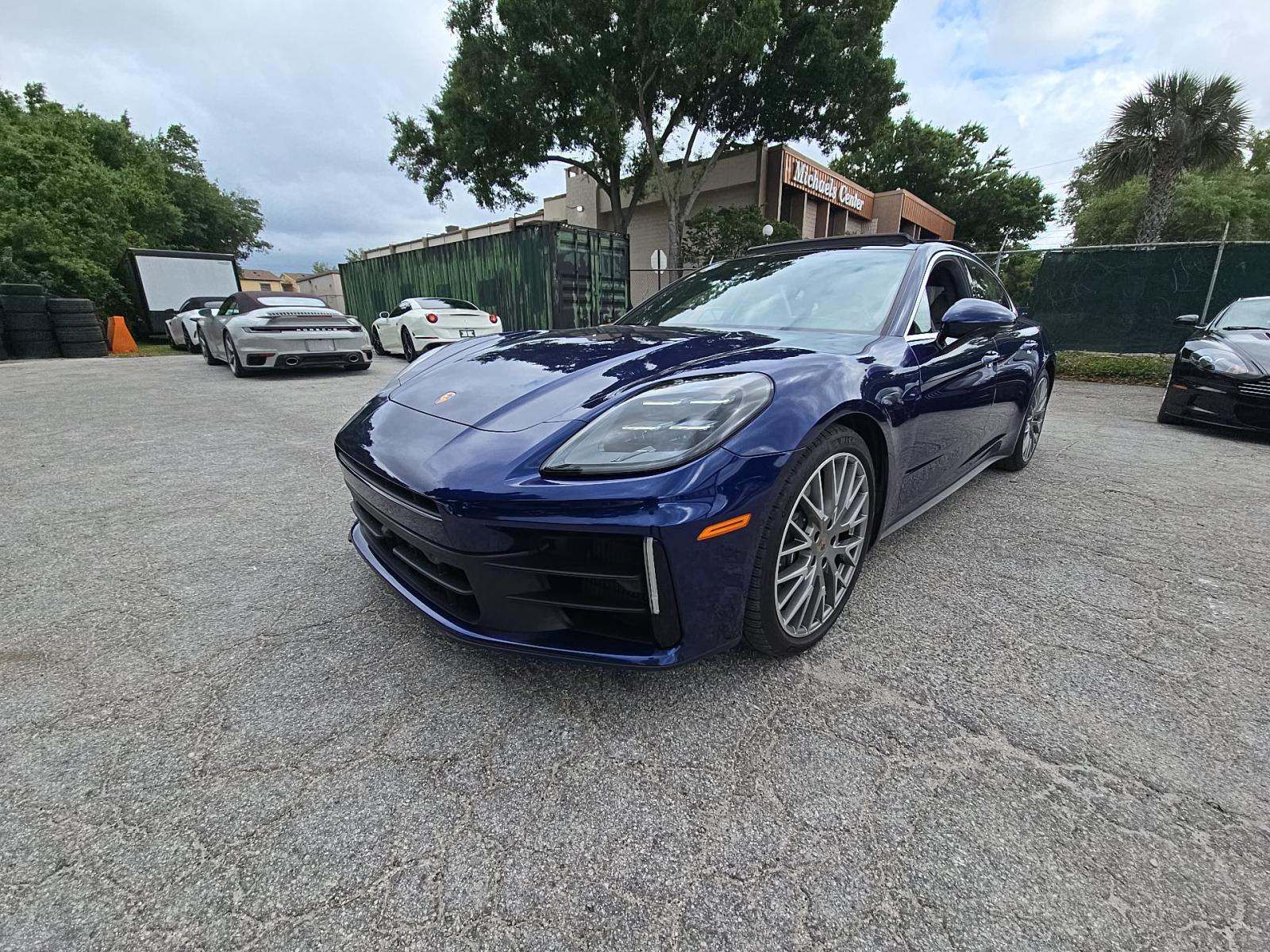 2024 Porsche Panamera 4 AWD
