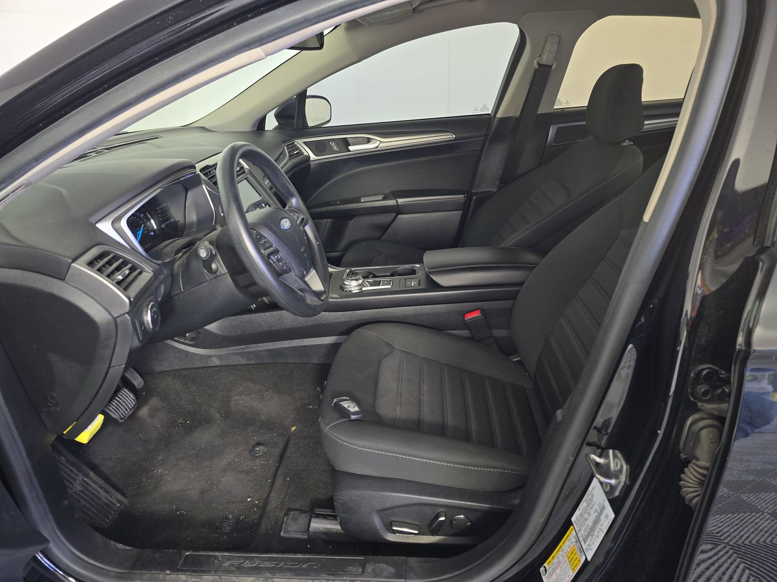 2020 Ford Fusion SE FWD