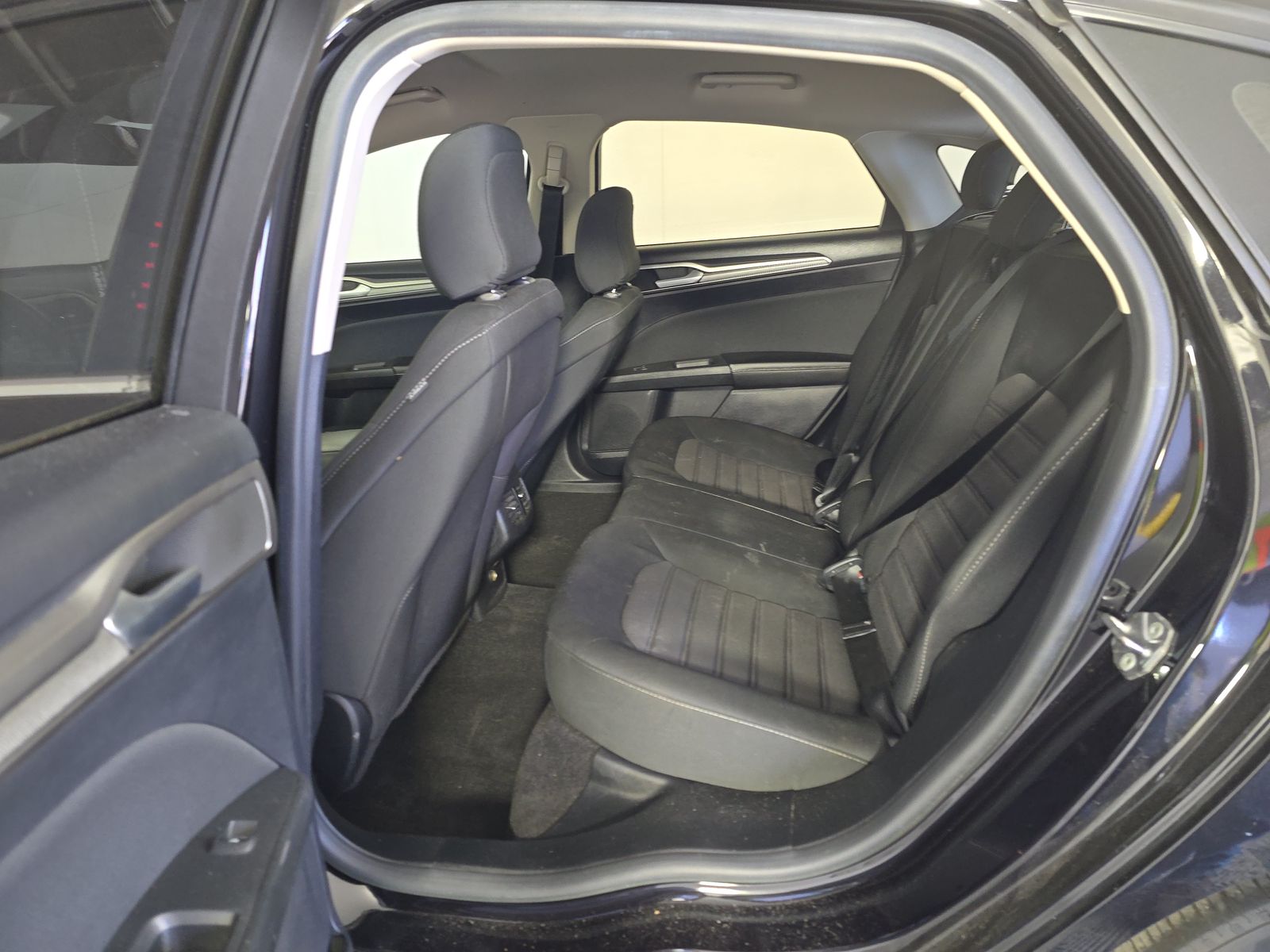 2020 Ford Fusion SE FWD