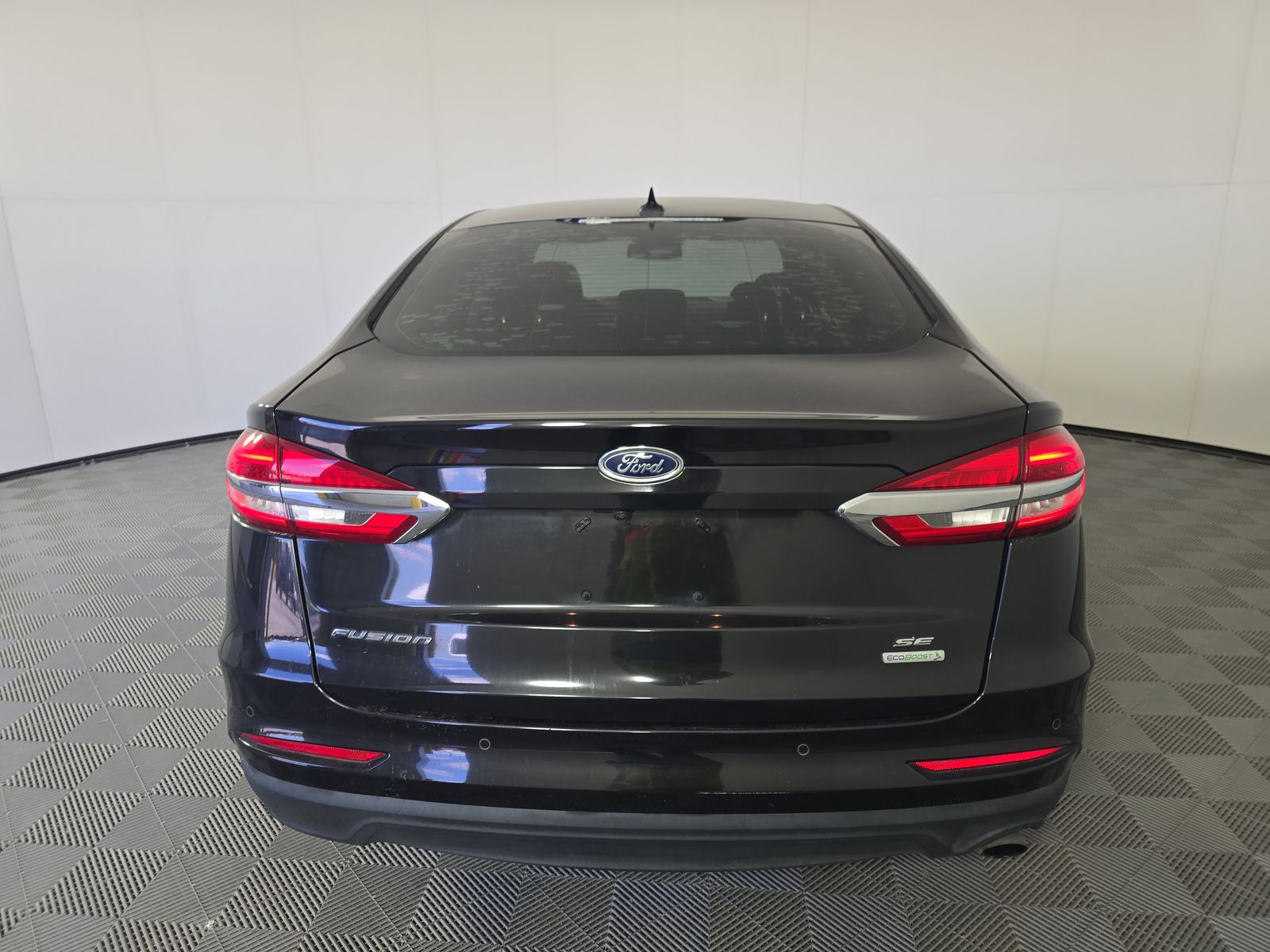 2020 Ford Fusion SE FWD