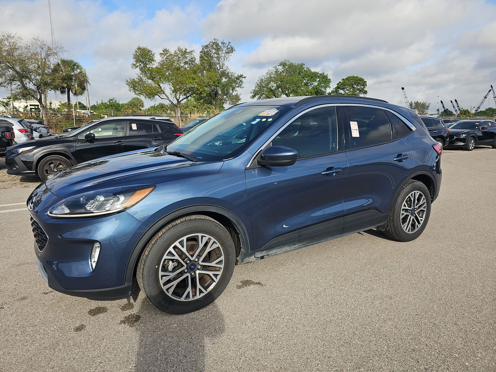 2020 Ford Escape SEL FWD