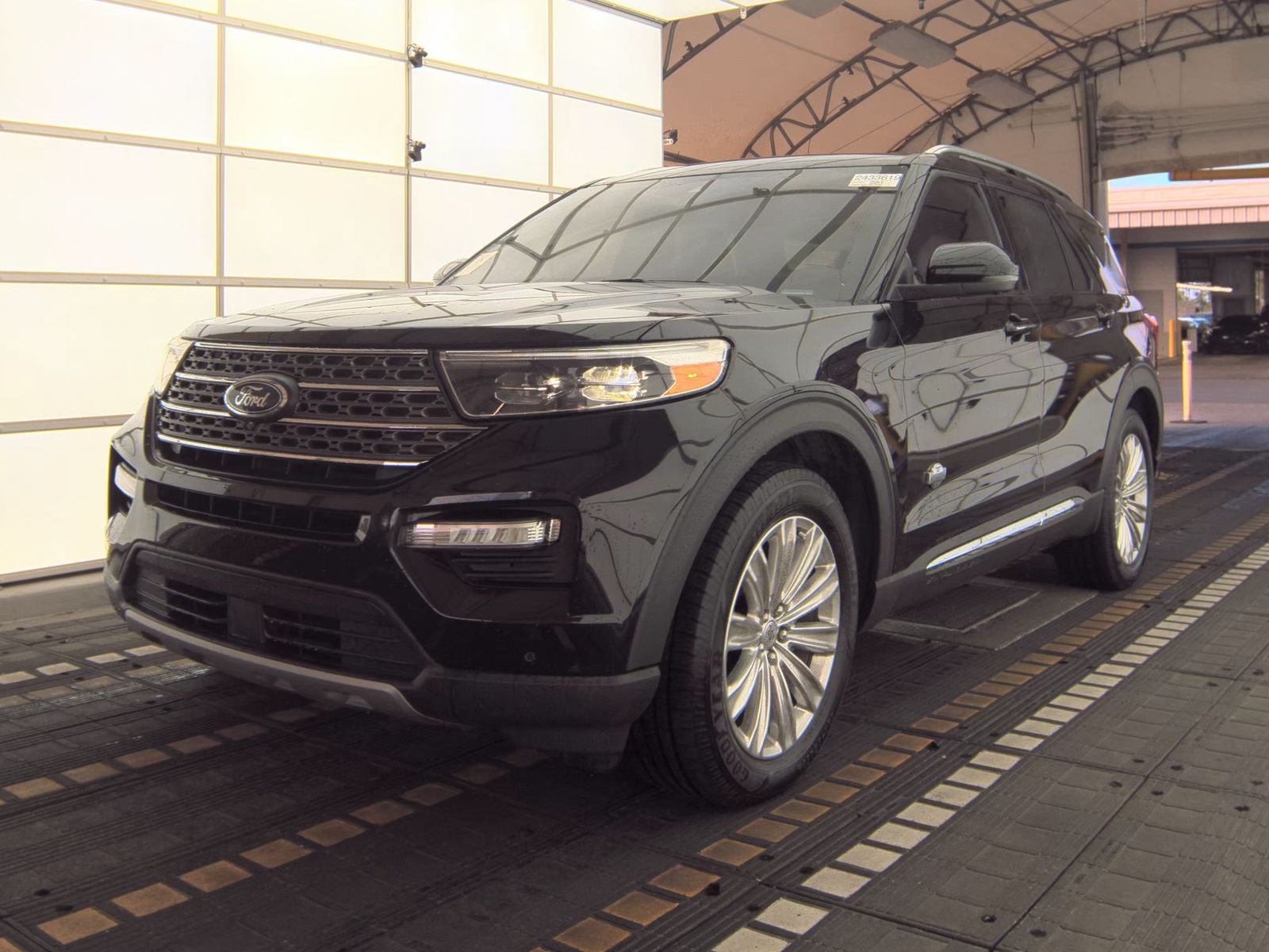 2021 Ford Explorer King Ranch RWD