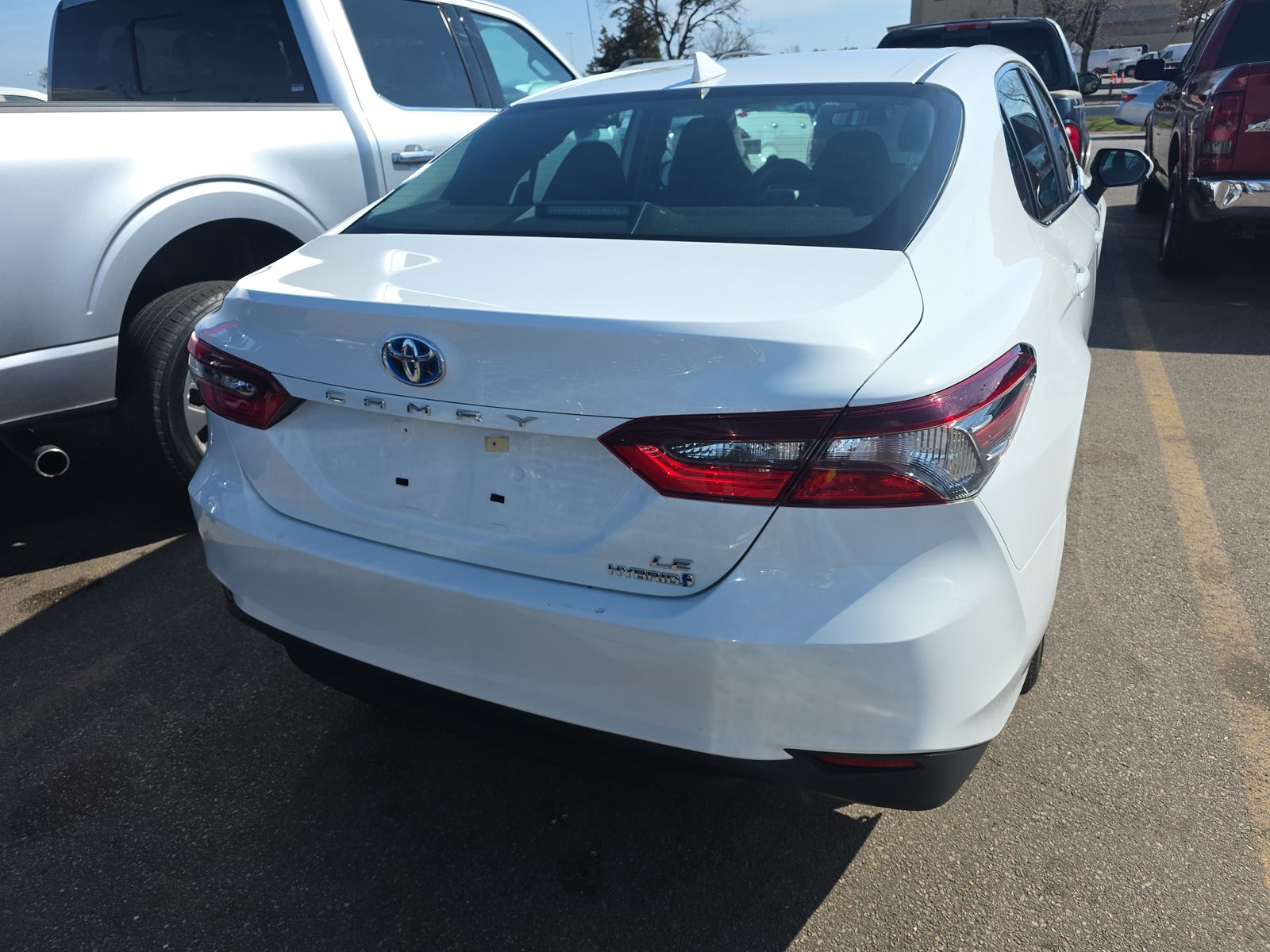 2021 Toyota Camry Hybrid LE FWD