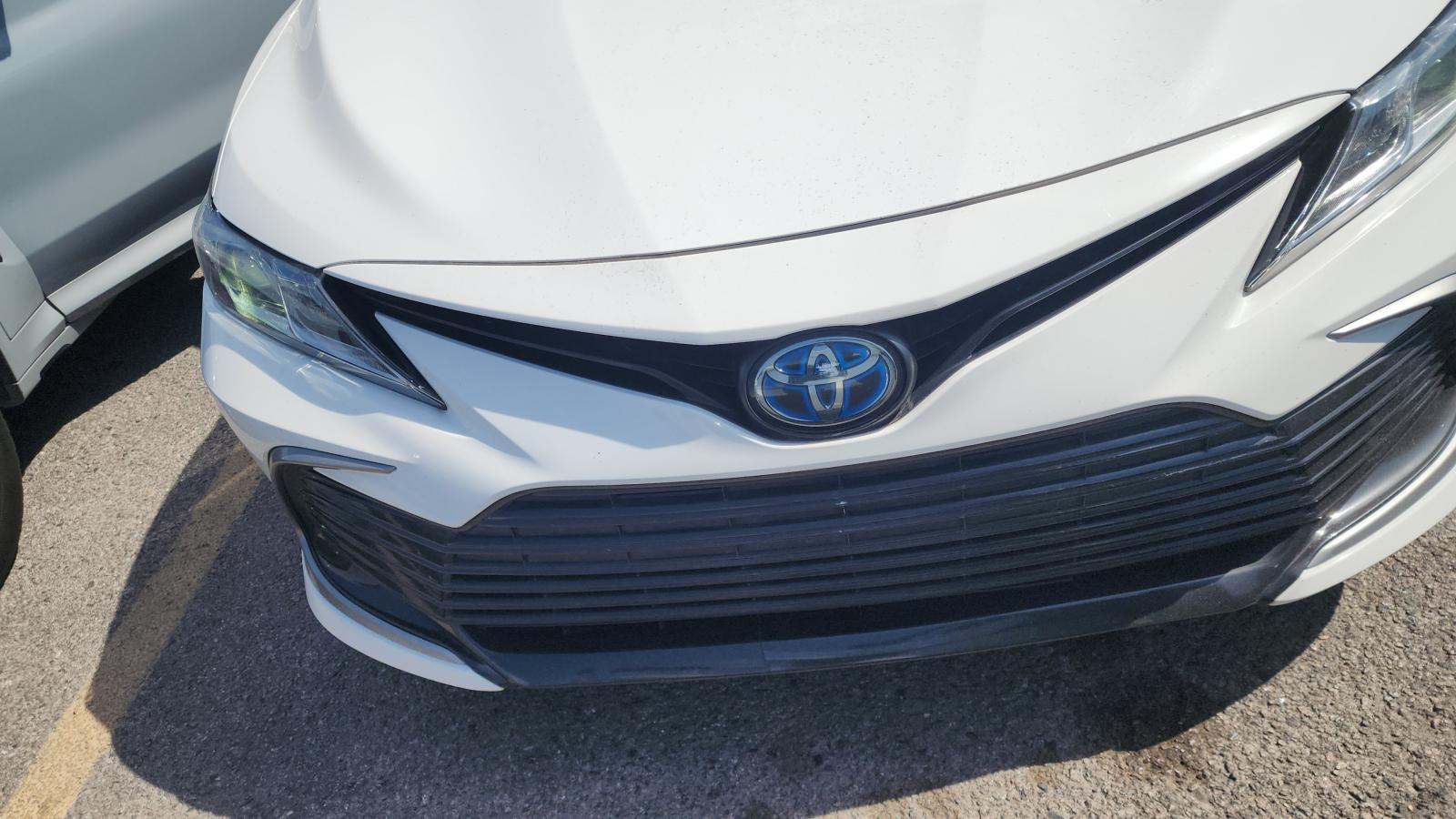 2021 Toyota Camry Hybrid LE FWD