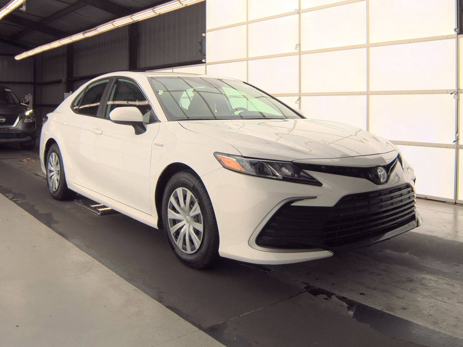 2021 Toyota Camry Hybrid LE FWD