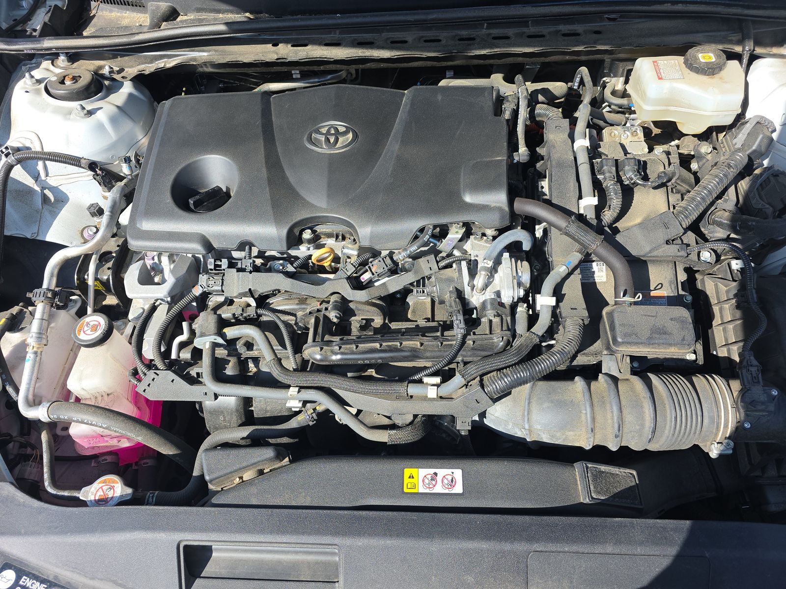 2021 Toyota Camry Hybrid LE FWD