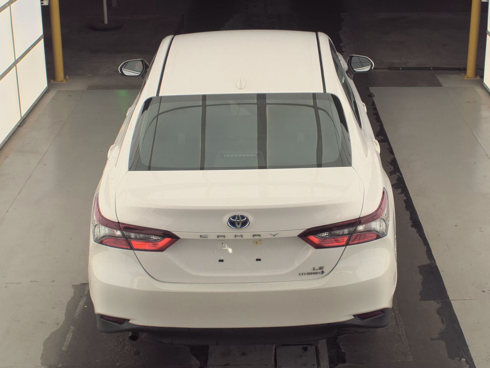 2021 Toyota Camry Hybrid LE FWD