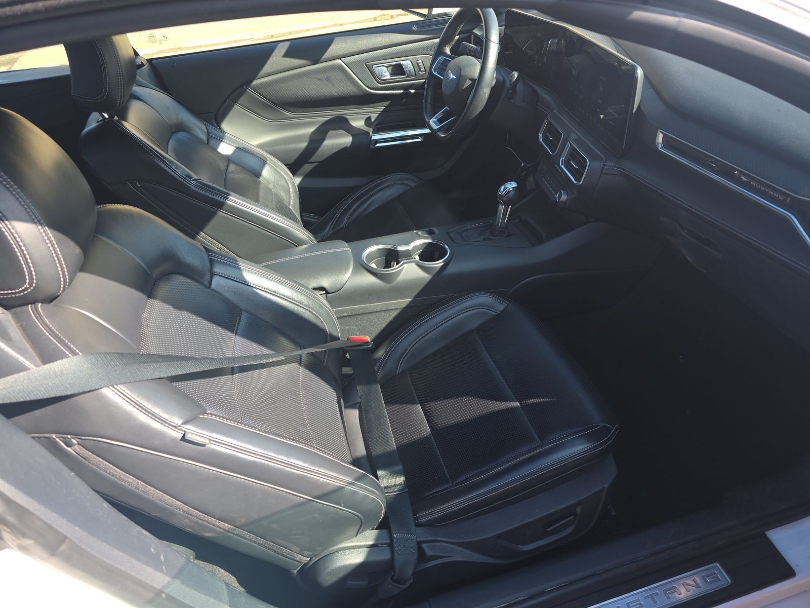 2024 Ford Mustang EcoBoost Premium RWD