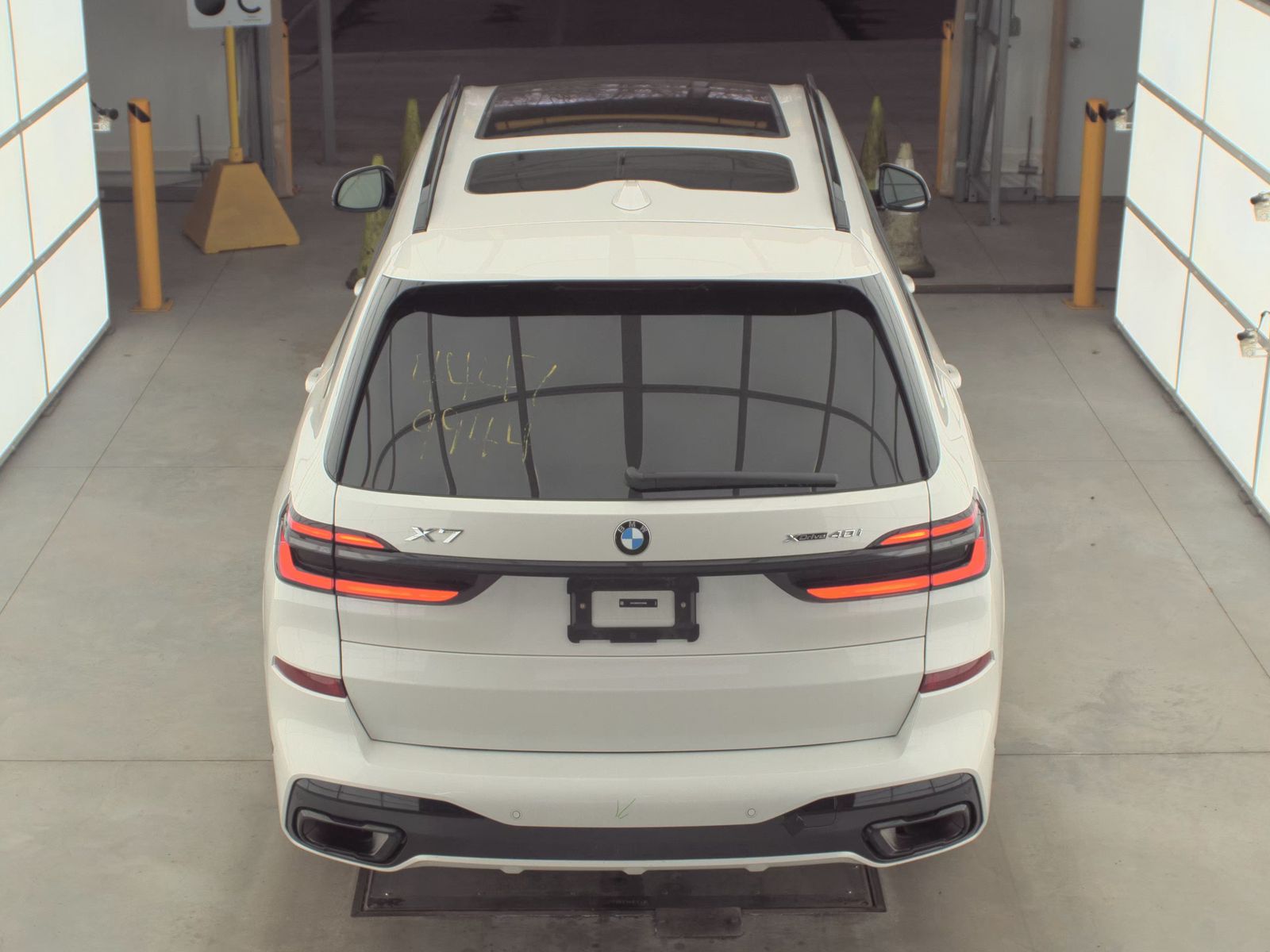 2026 BMW X7 xDrive40i AWD