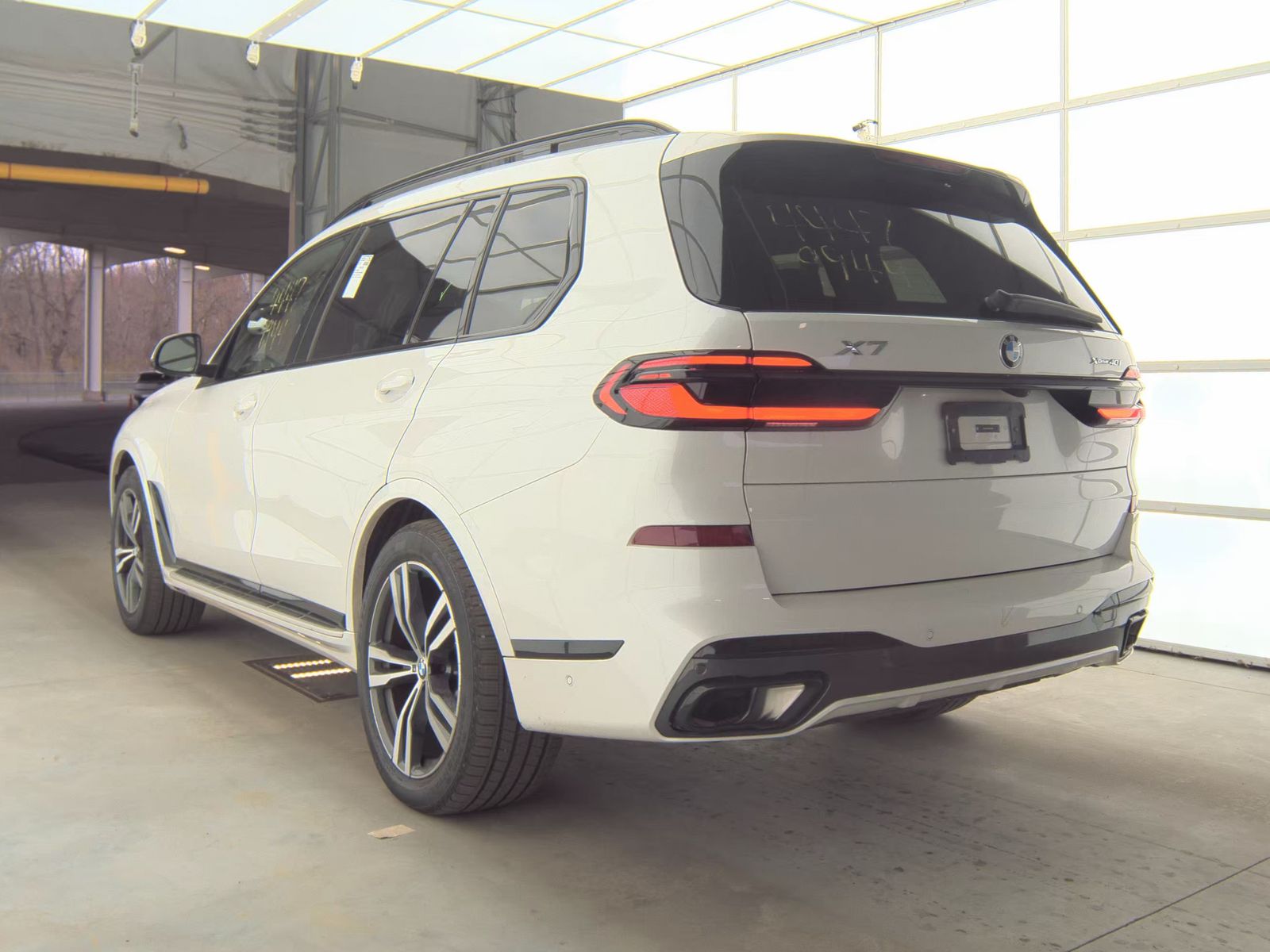 2026 BMW X7 xDrive40i AWD