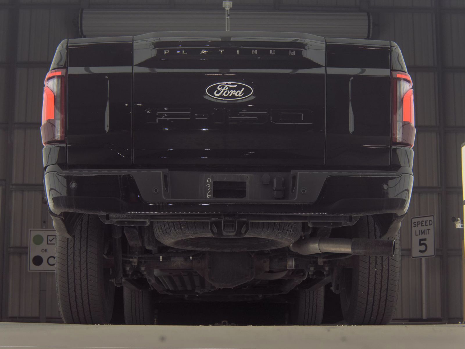 FORD F-150 - 8