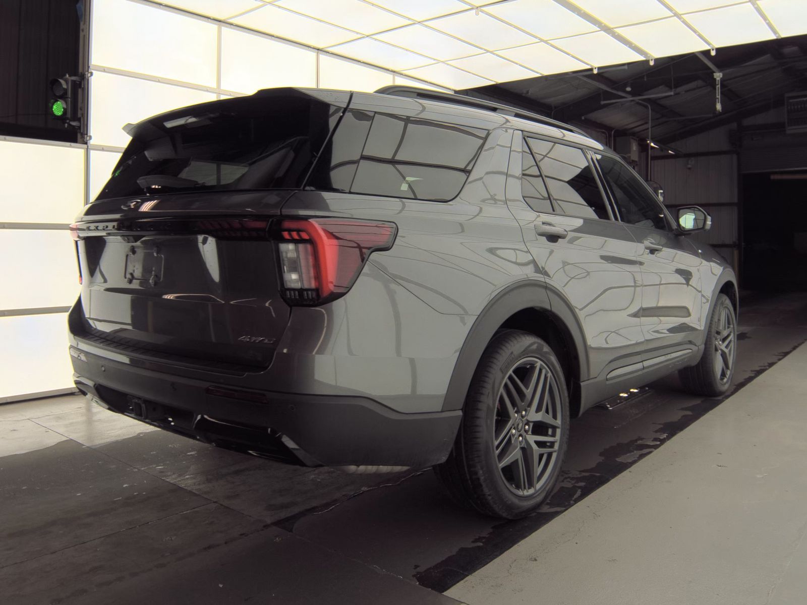 2025 Ford Explorer ST-Line AWD