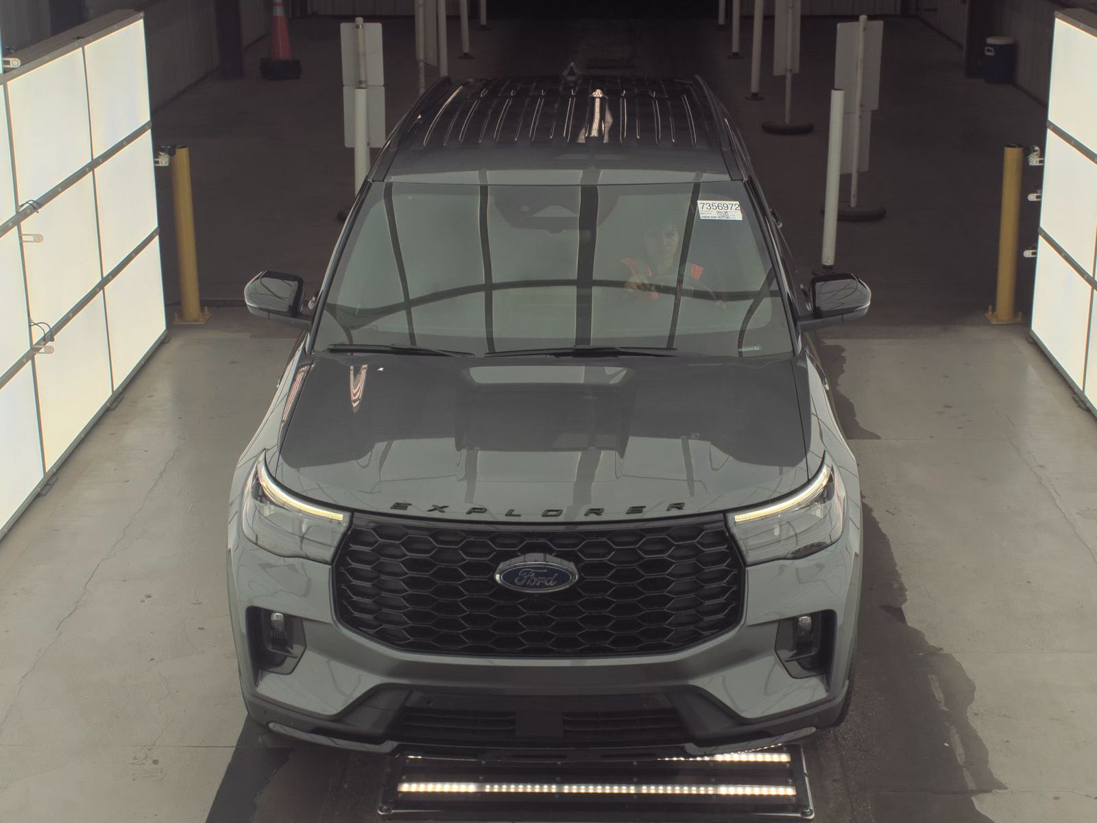 2025 Ford Explorer ST-Line AWD