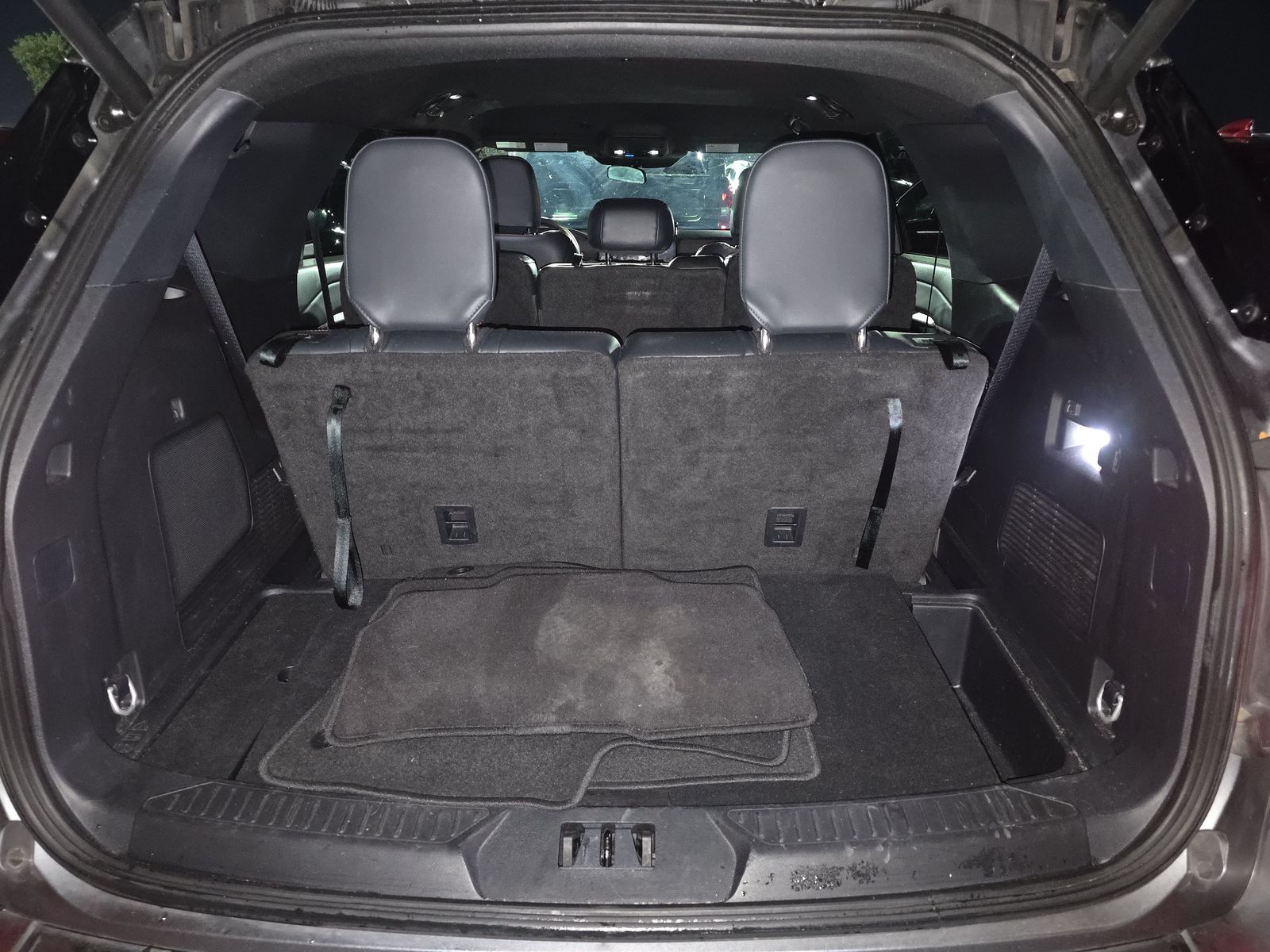 2025 Ford Explorer ST-Line AWD