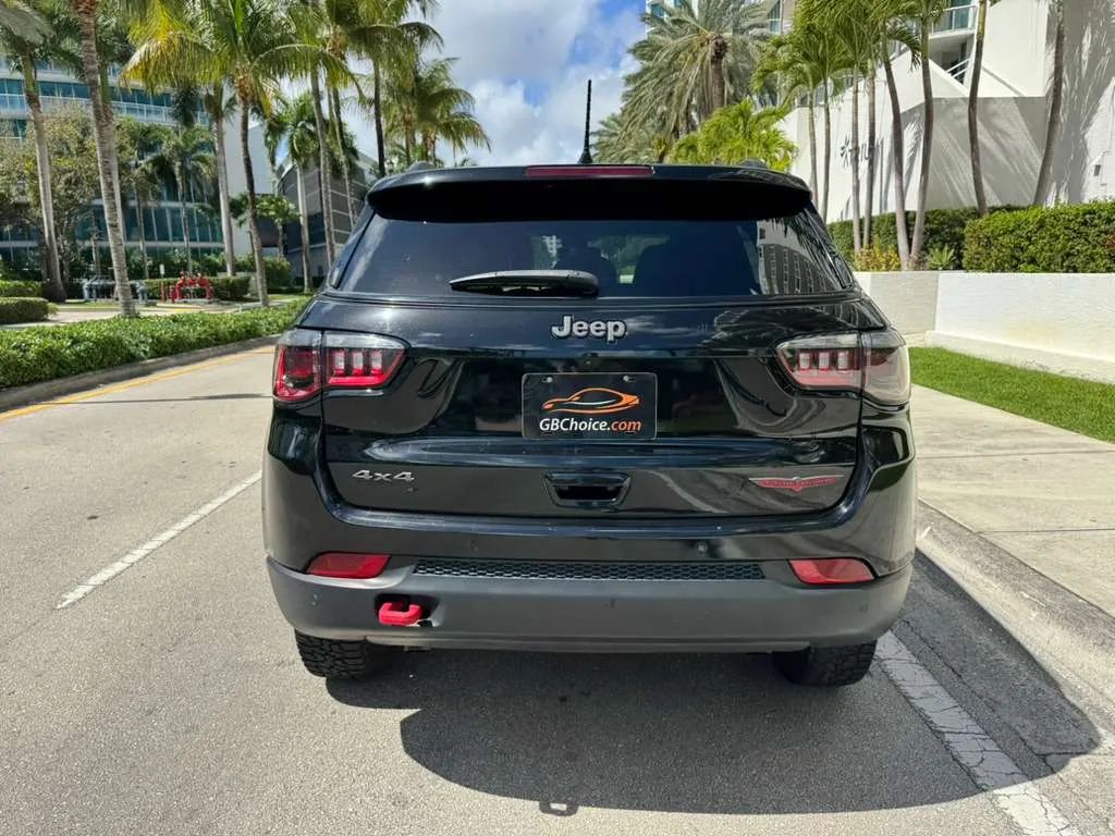 JEEP TRAILHAWK SPORT UTILITY 4D - 7