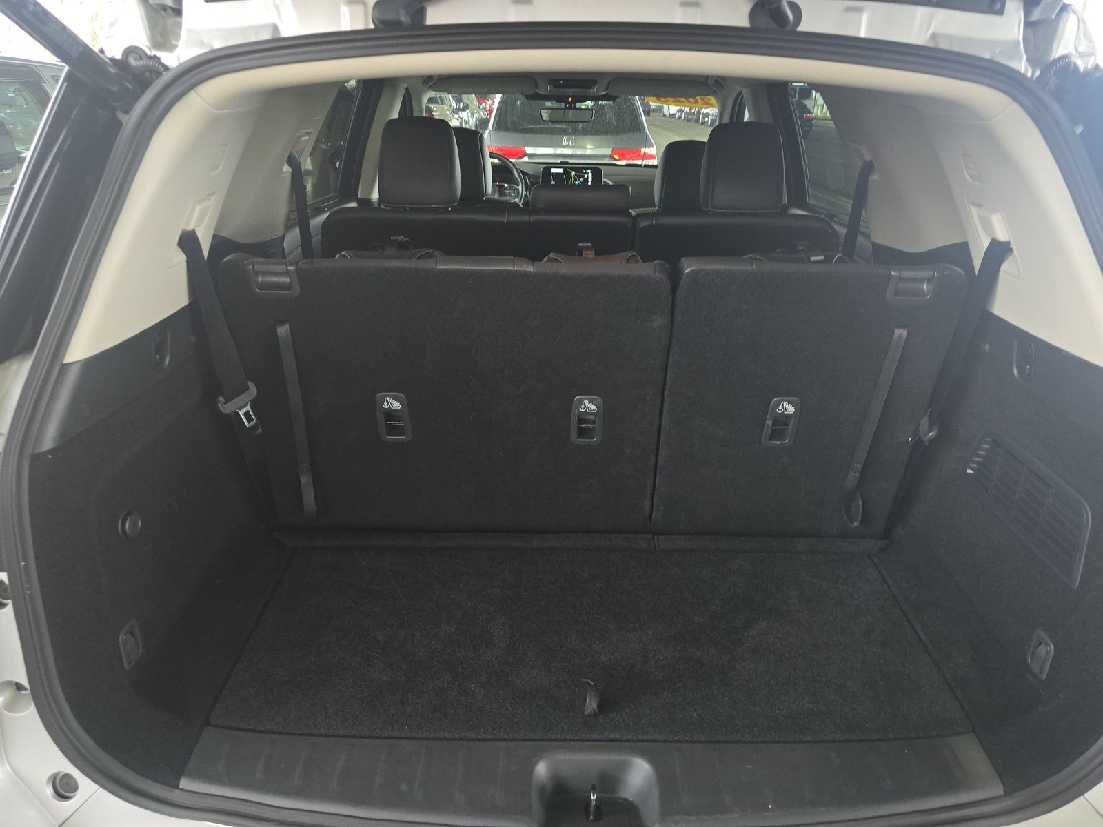 2025 Nissan Pathfinder SL AWD