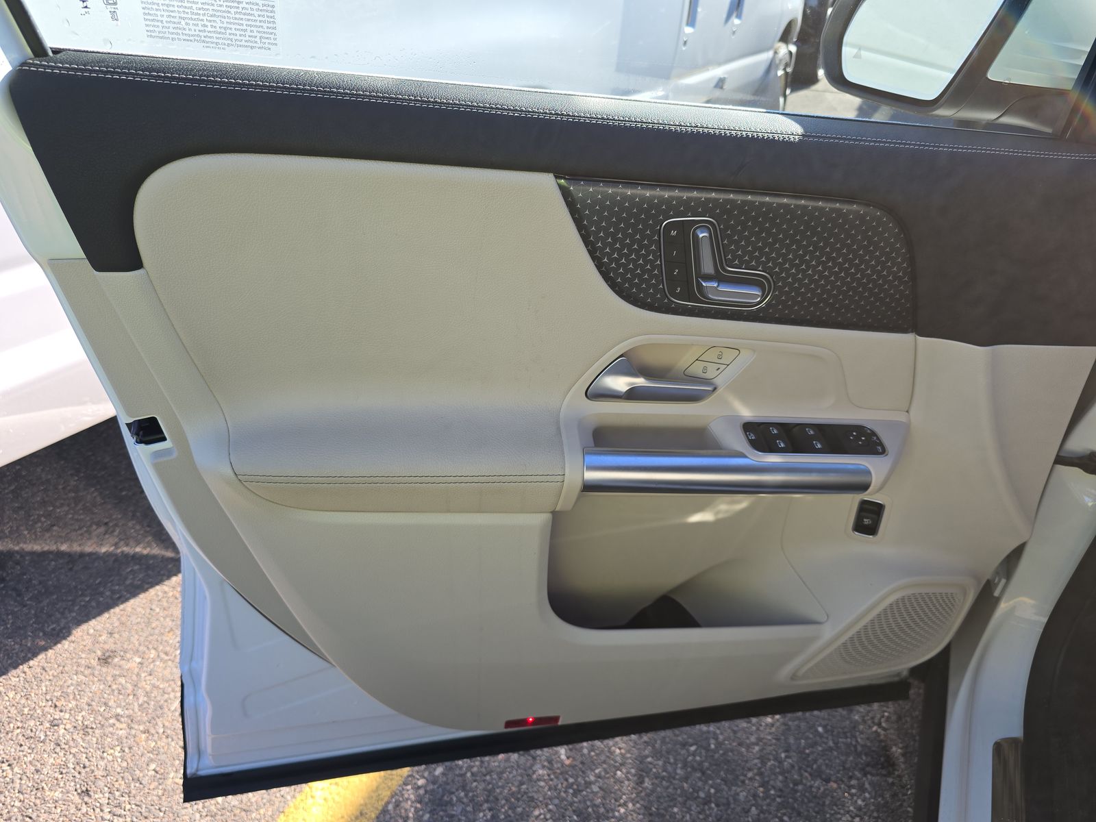 MERCEDES-BENZ GLA-CLASS - 10