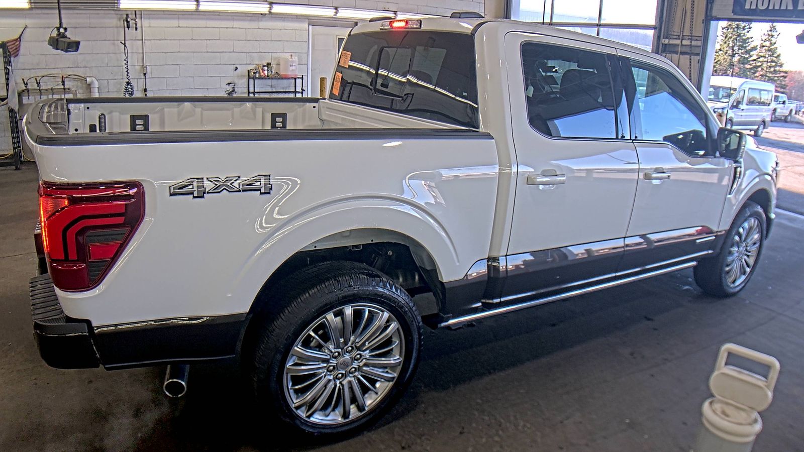 2024 Ford F-150 Hybrid King Ranch AWD