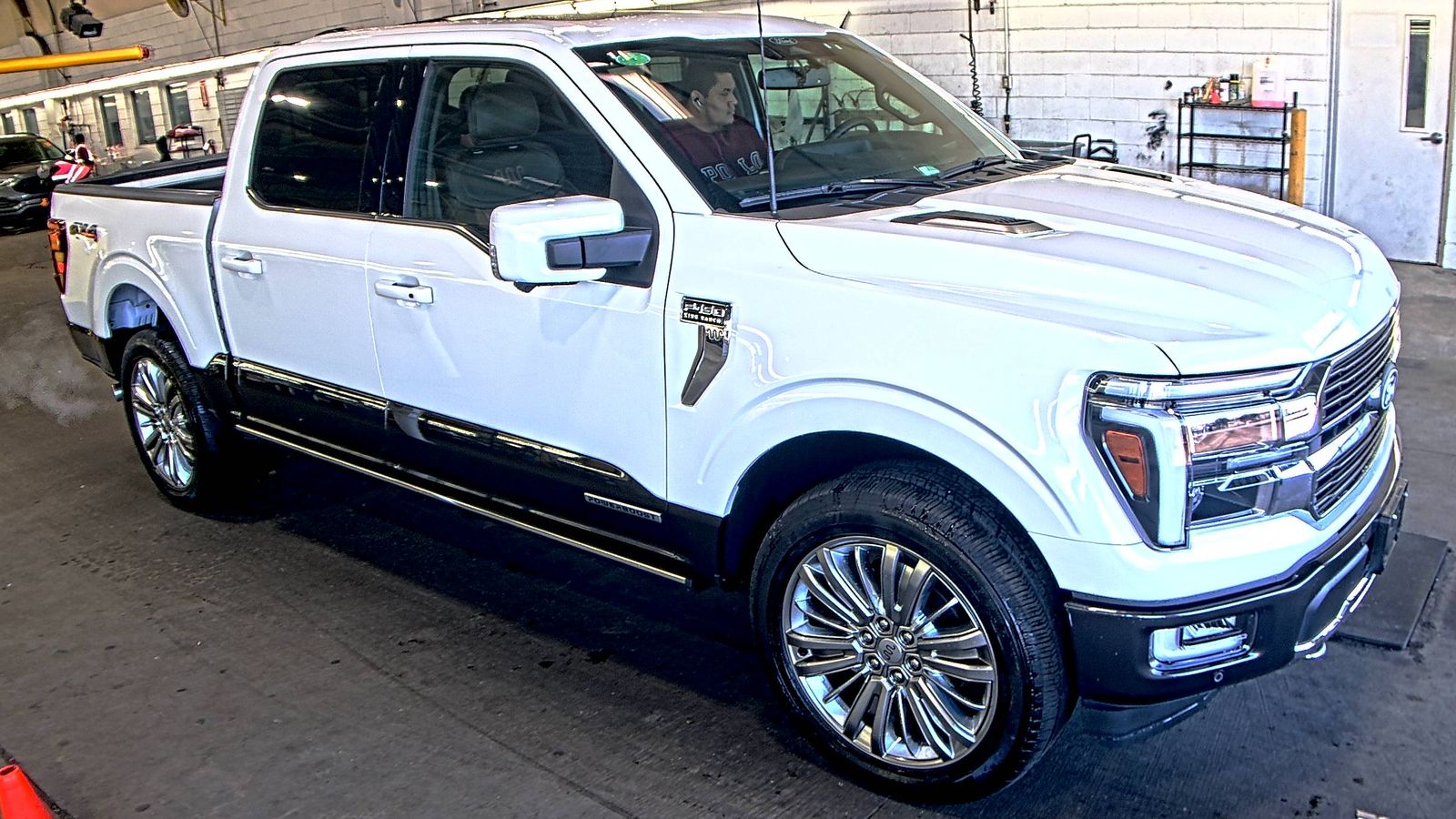 2024 Ford F-150 Hybrid King Ranch AWD