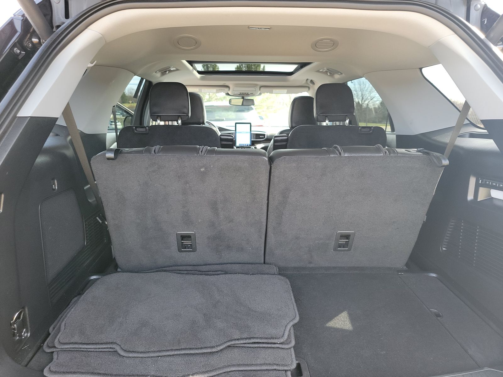 2023 Ford Explorer Limited AWD