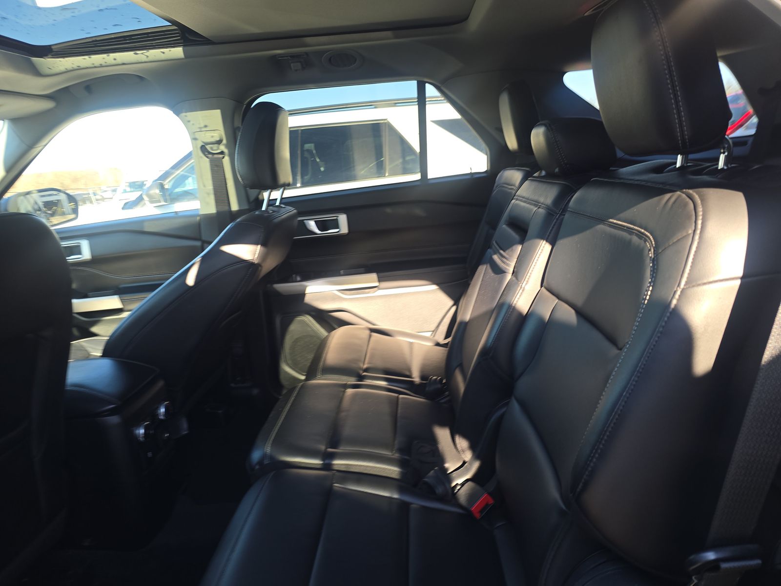 2022 Ford Explorer XLT AWD