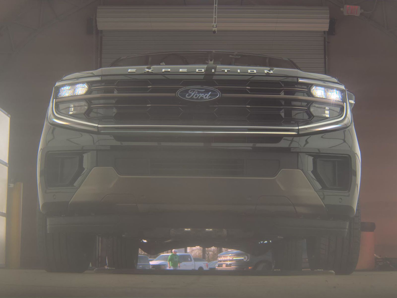 FORD EXPEDITION MAX - 4