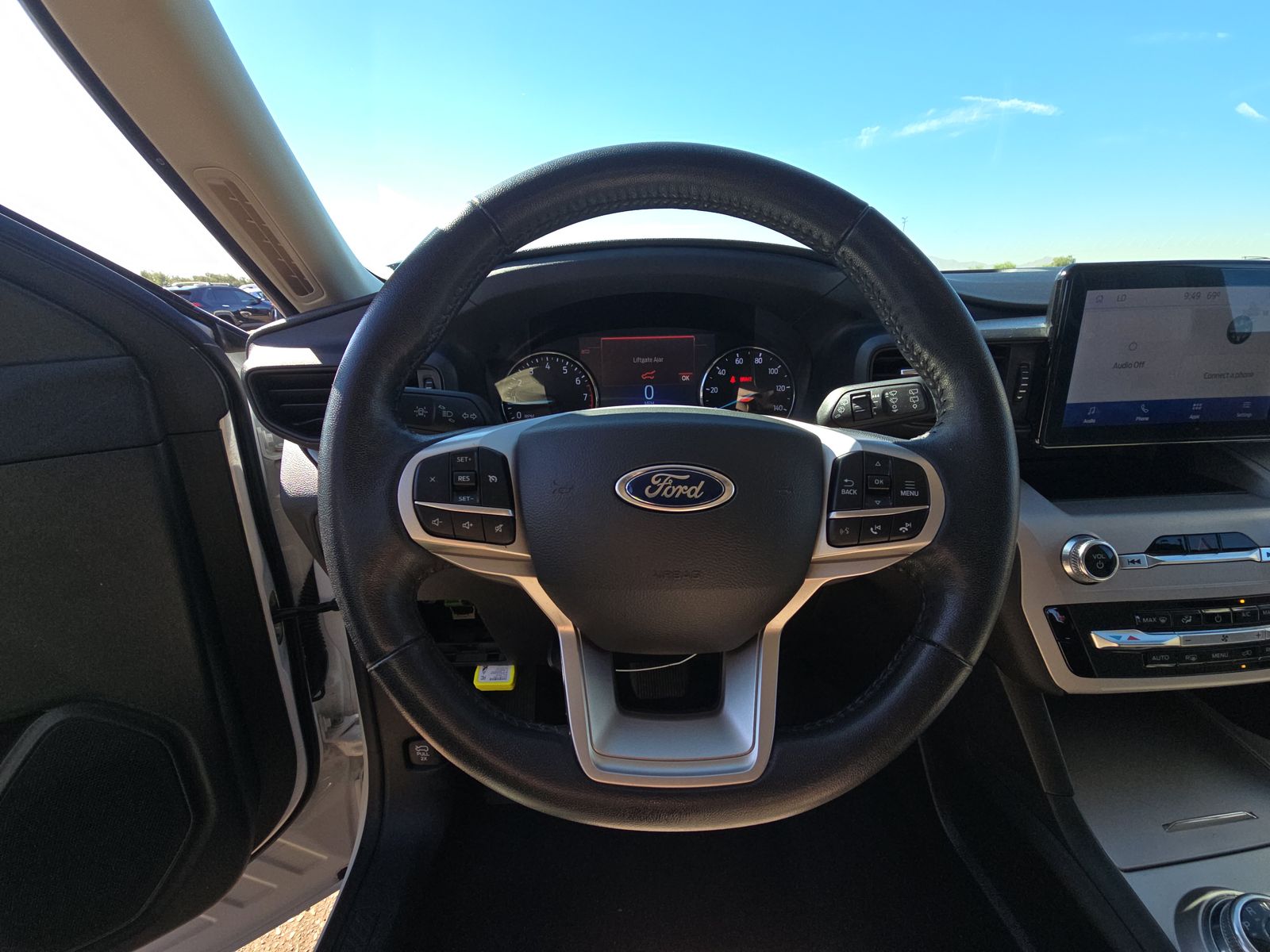 2022 Ford Explorer XLT AWD