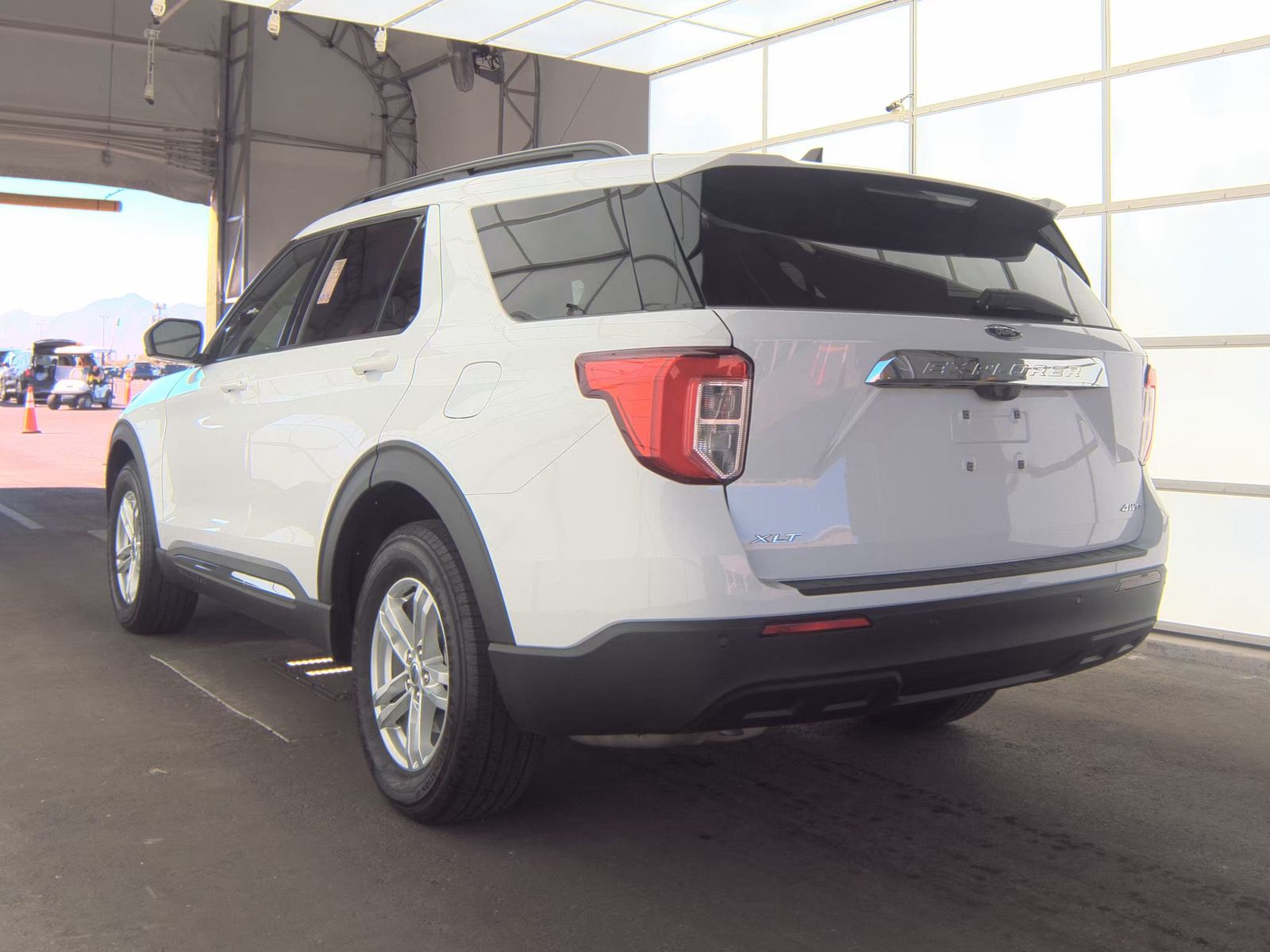 2022 Ford Explorer XLT AWD