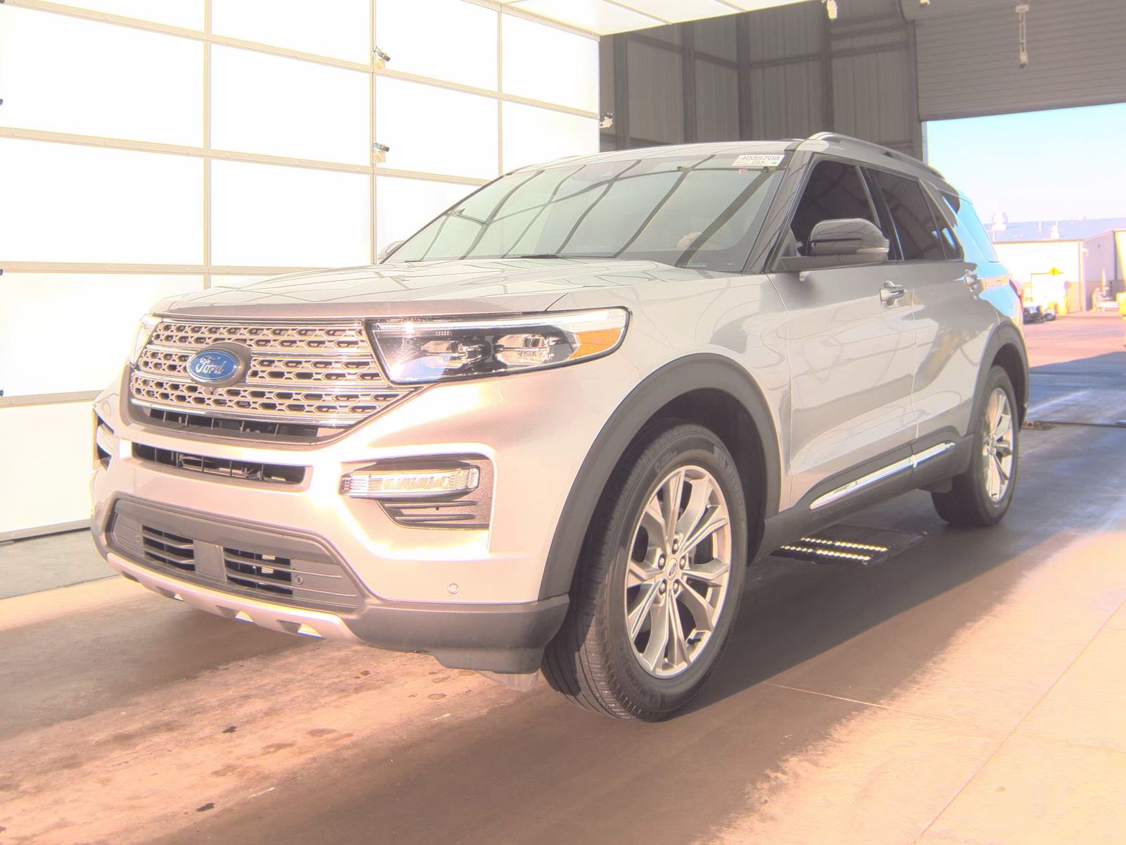 FORD EXPLORER - 1