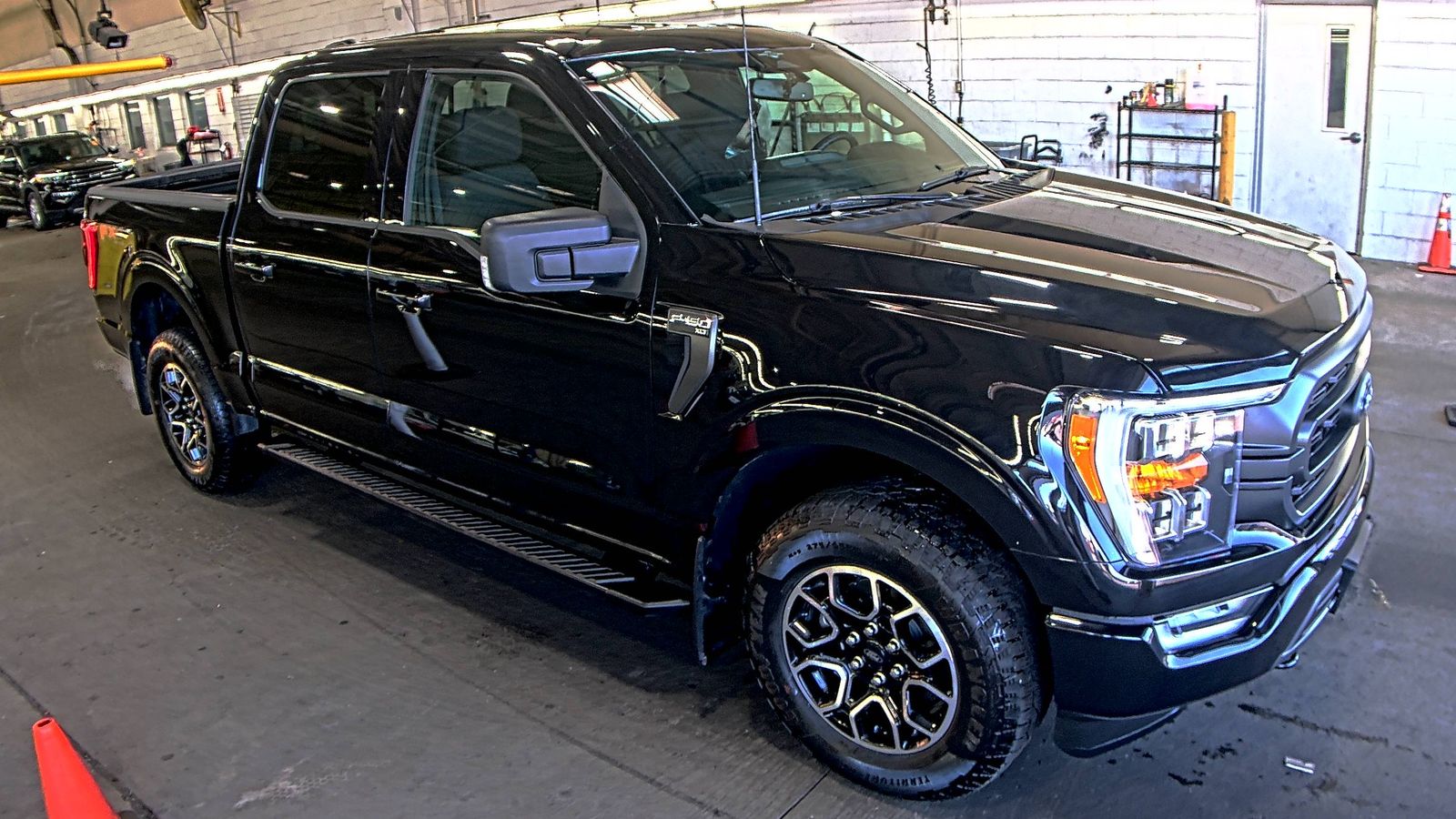 2023 Ford F-150 XLT AWD