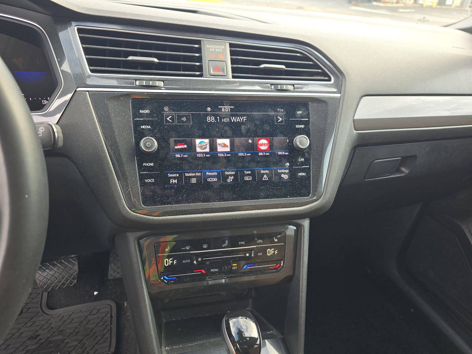 2024 Volkswagen Tiguan 2.0T SE FWD